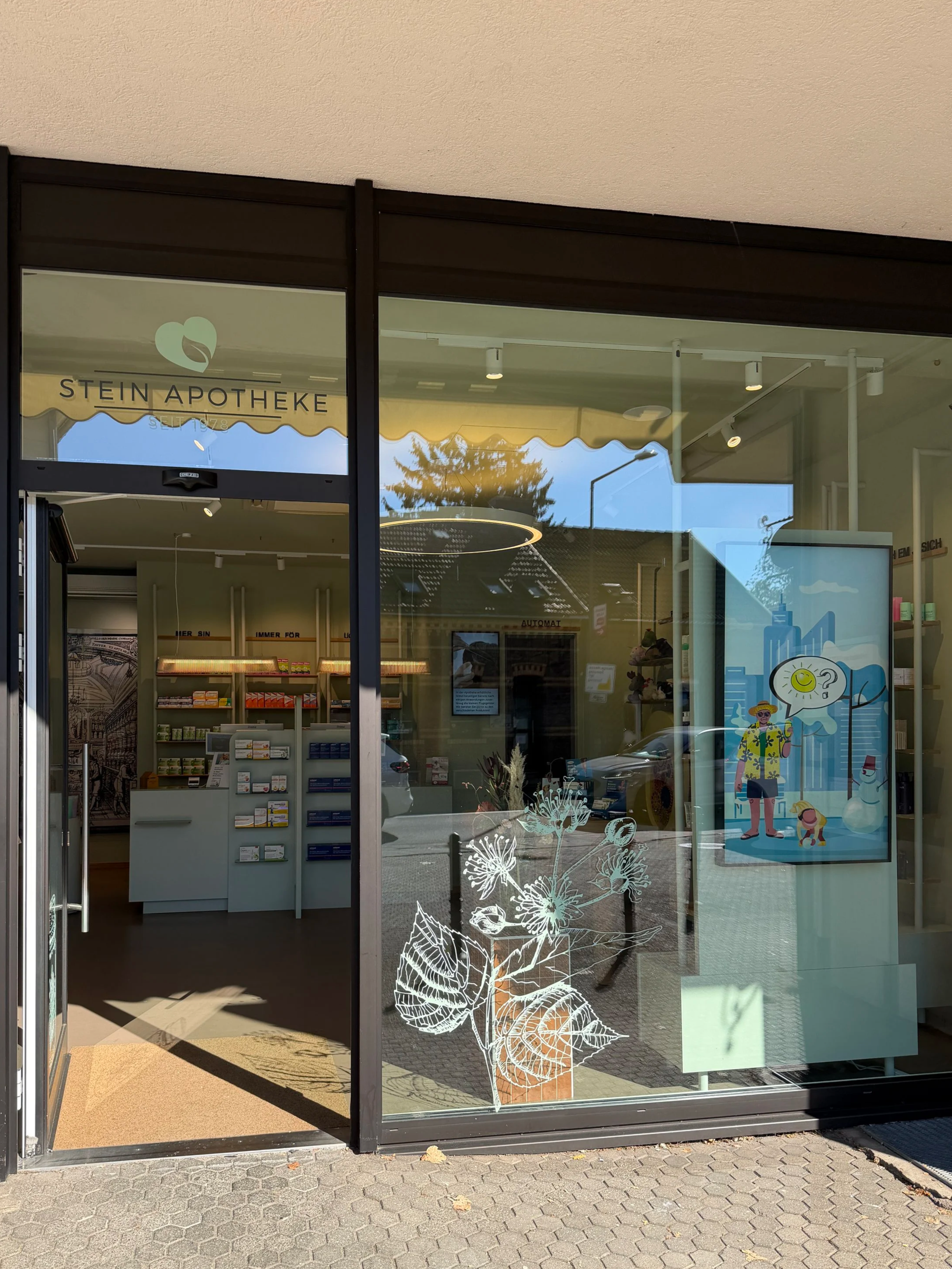 SvP_Stein Apotheke - Schaufenster außen