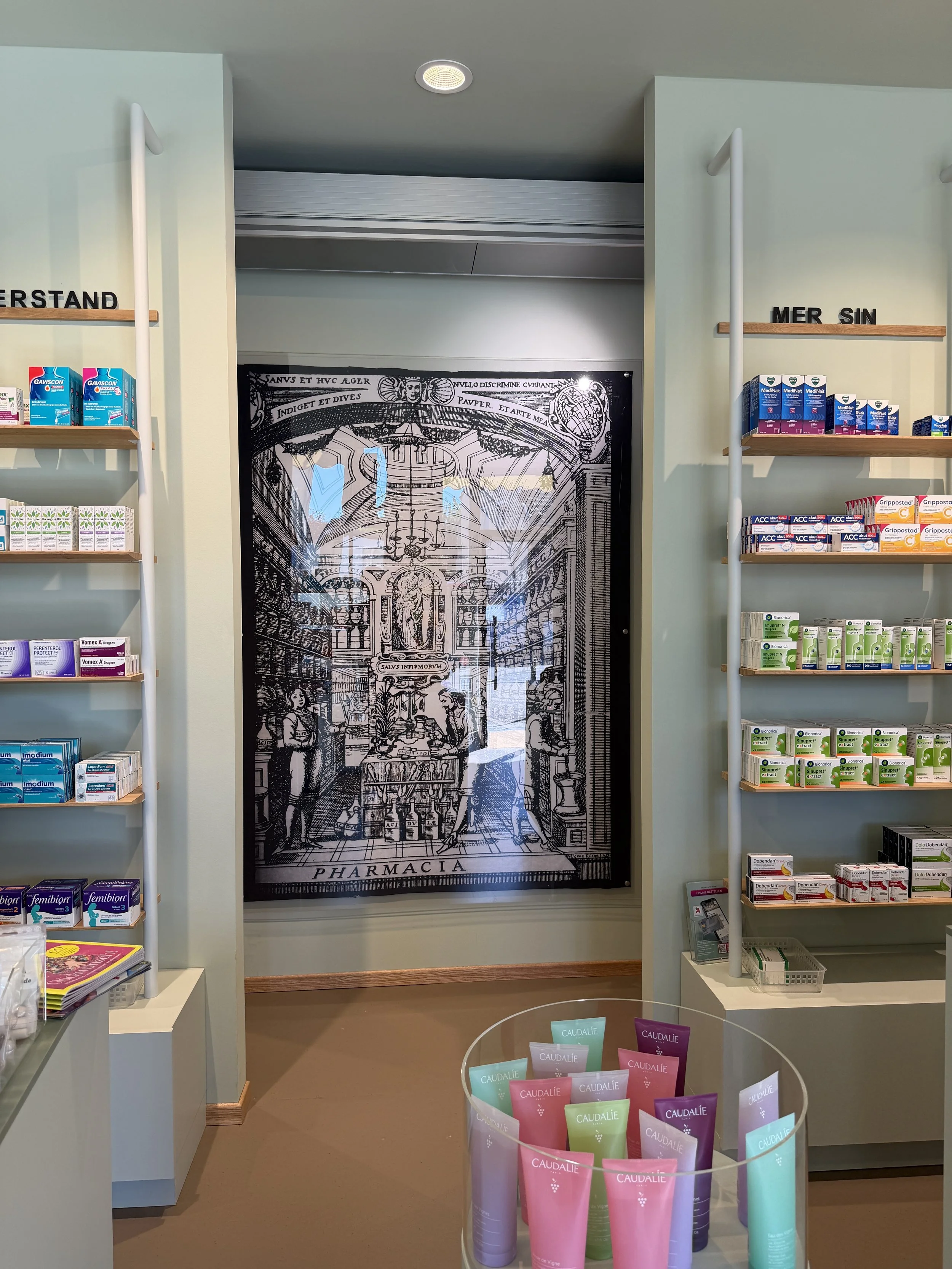 SvP_Stein Apotheke-Durchgang