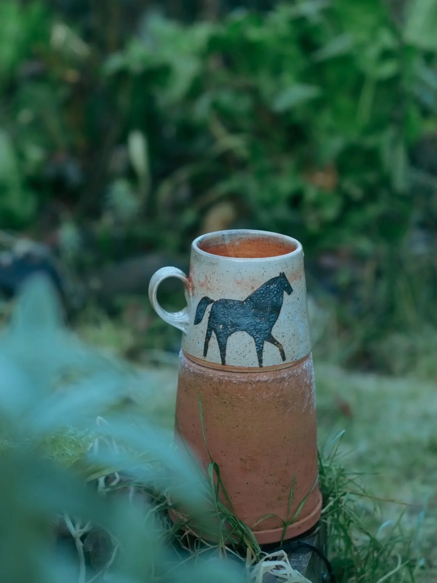 I just love this mug, both front and back. The light peachy glow contrasting with the dark slip of the pony. I started packing up your 0rders yesterday and will hopefully finish today. I'm sending them all off on Monday. So there's still time, if you