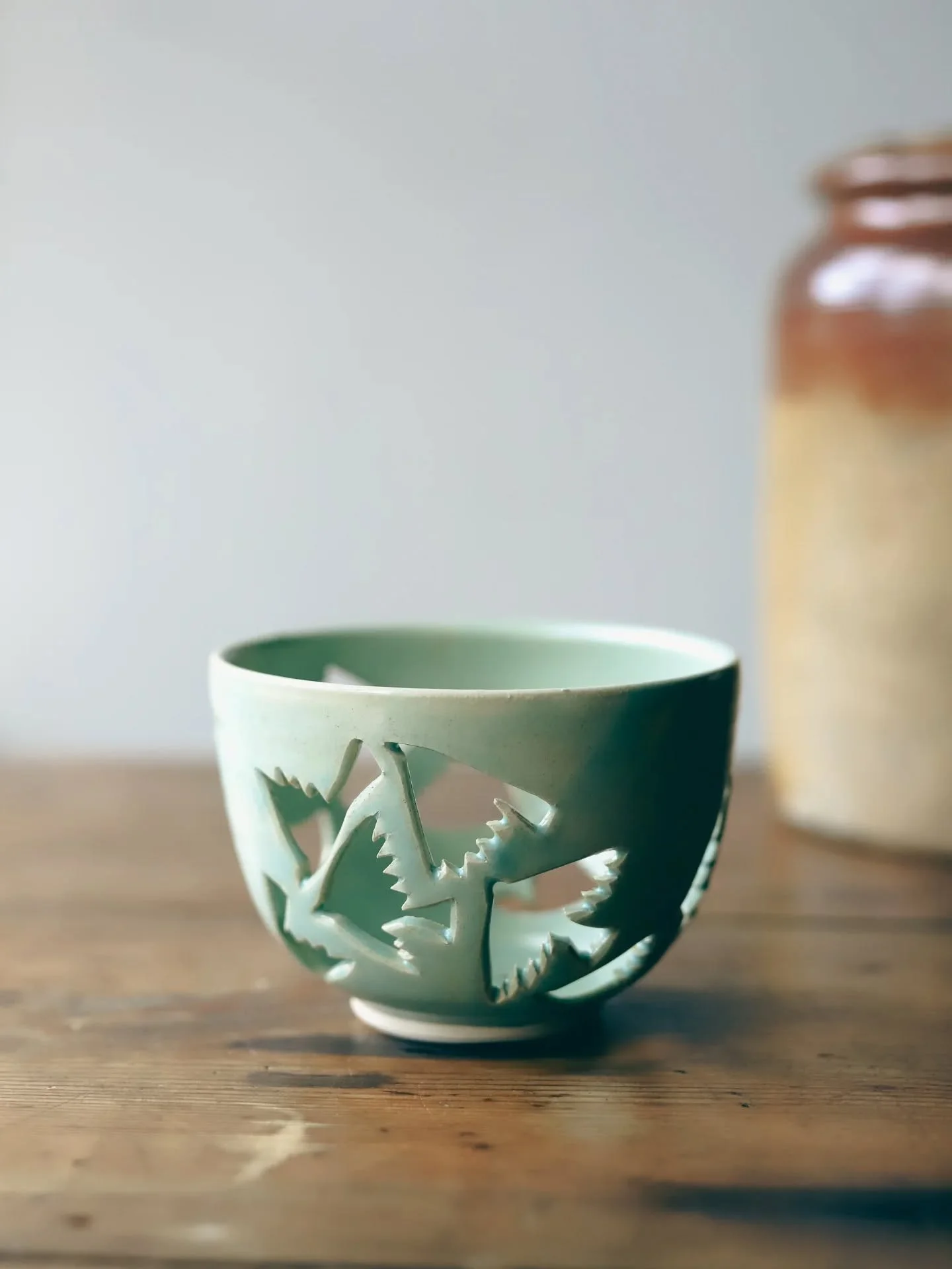 Sh0p update!! 🎉🎊 Thank you so much for all of your 0rders so far! I've taken the password off and so now the sh0p is open to all! 

#smallcreativebusiness #devon #devonmakers #leelapottery #modernrustic #handmade