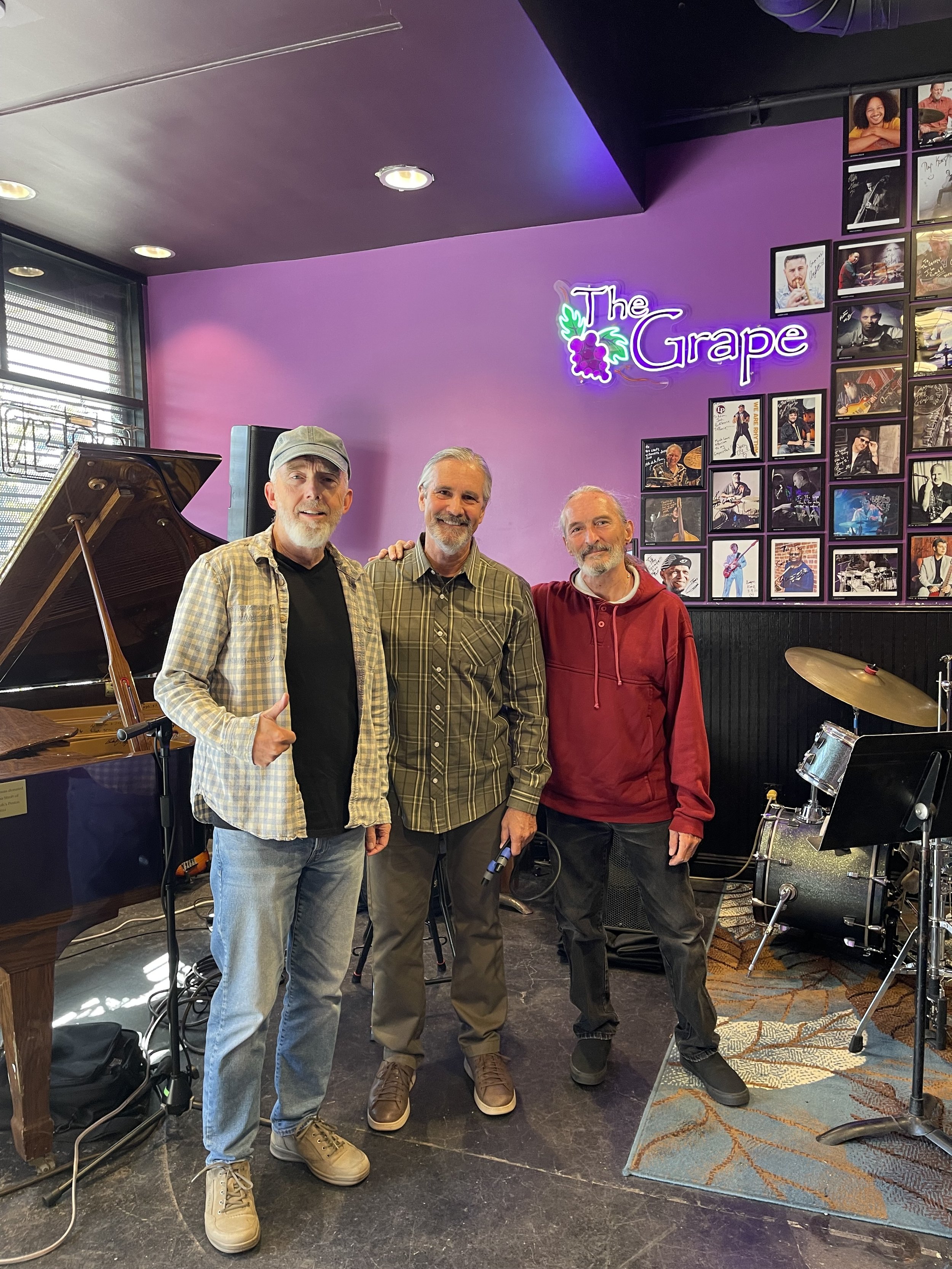 Robert Van Trio at The Grape with Bob Wider (bass) and Eddie Layman (drums)