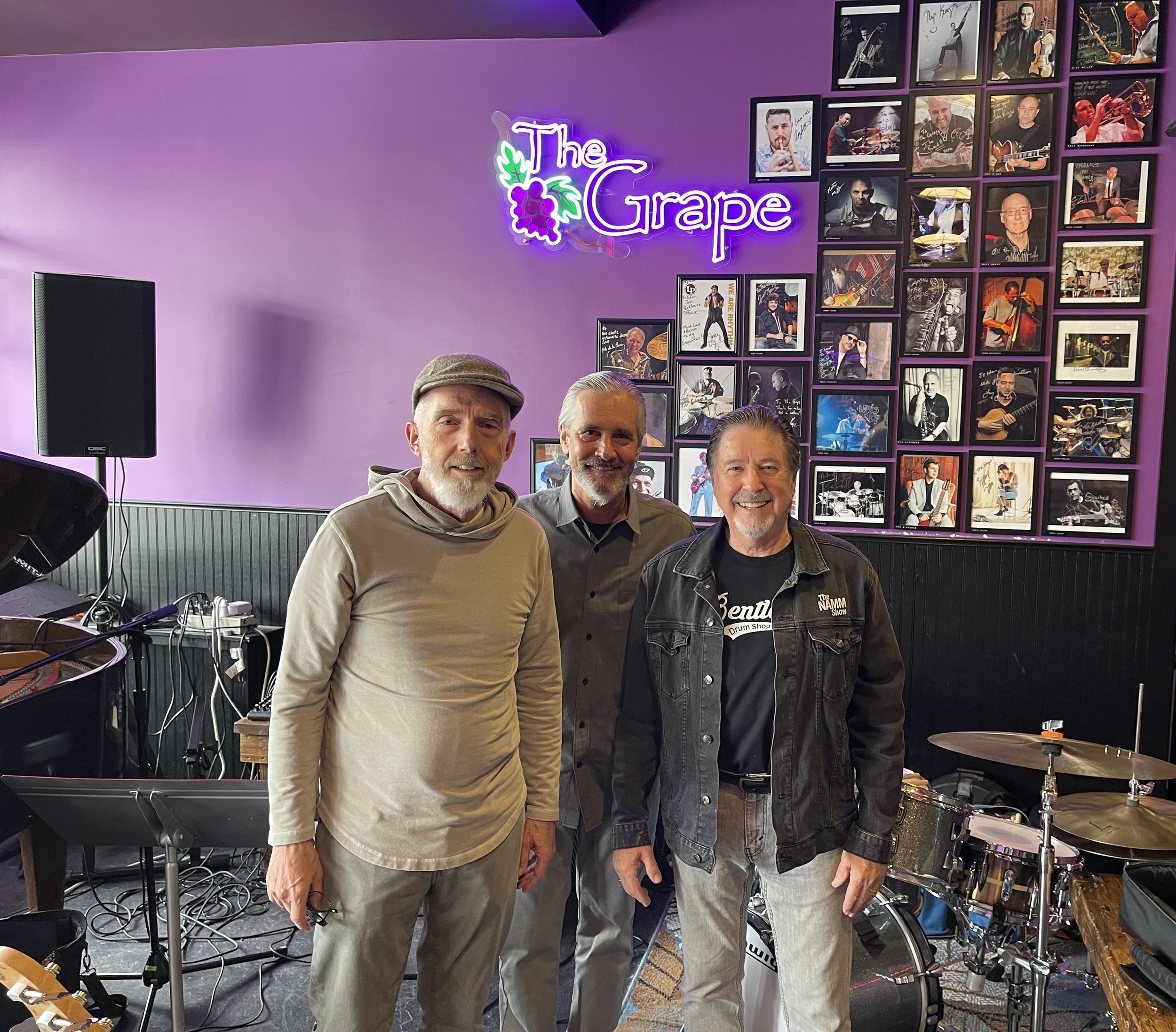 Robert Van Trio at The Grape with Bob Wider (bass) and Dave Hunt (drums)
