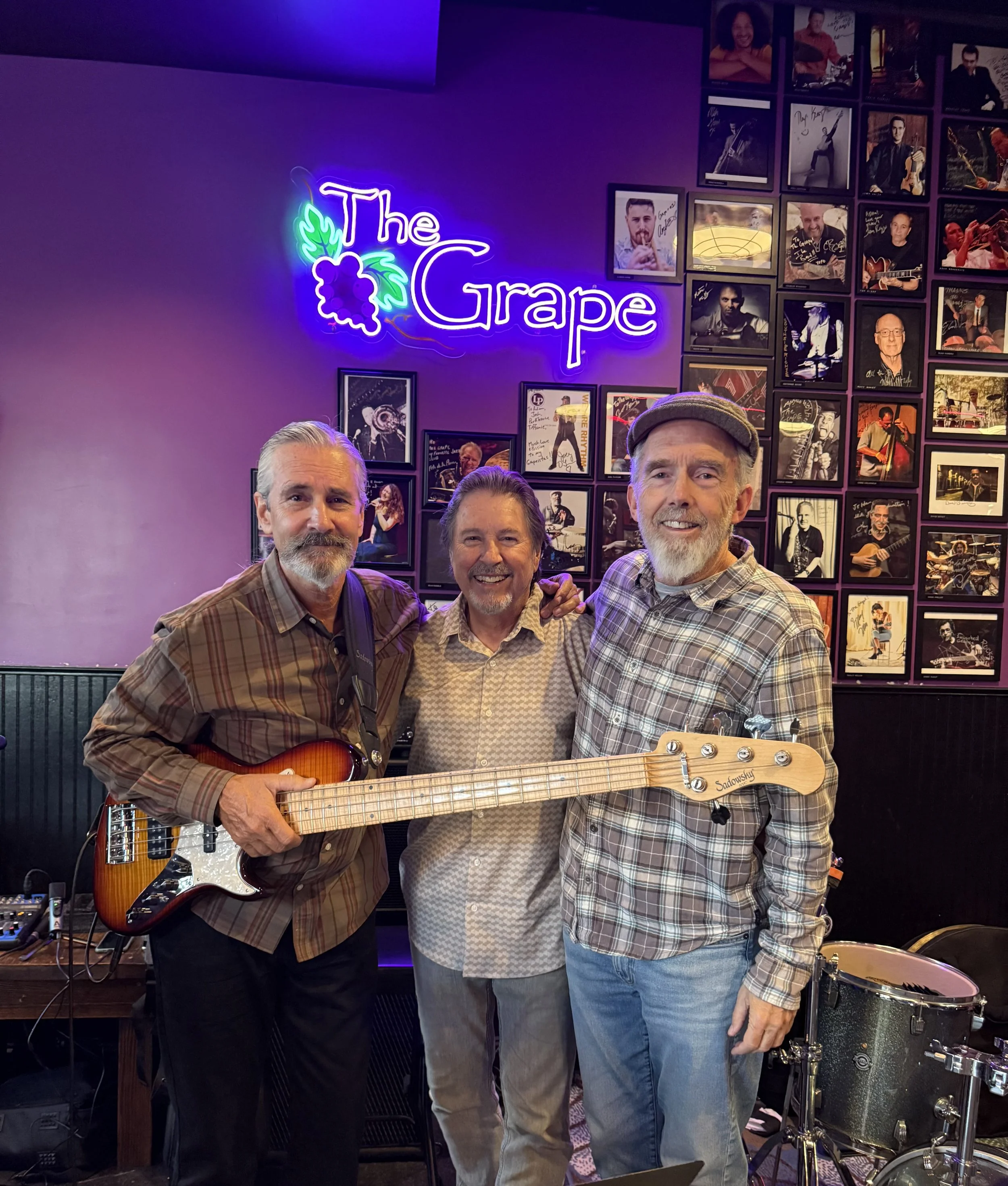 Robert Van Trio at The Grape with Bob Wider (bass) and Dave Hunt (drums)