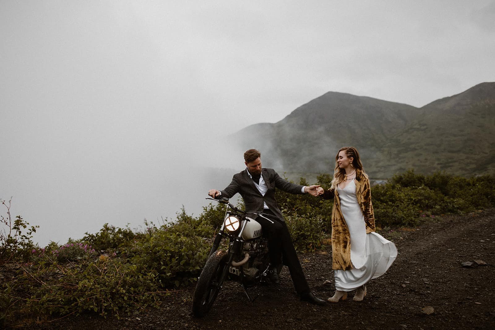 How to Kickstart Your Wedding Planning Journey: Essential First Steps After Getting Engaged