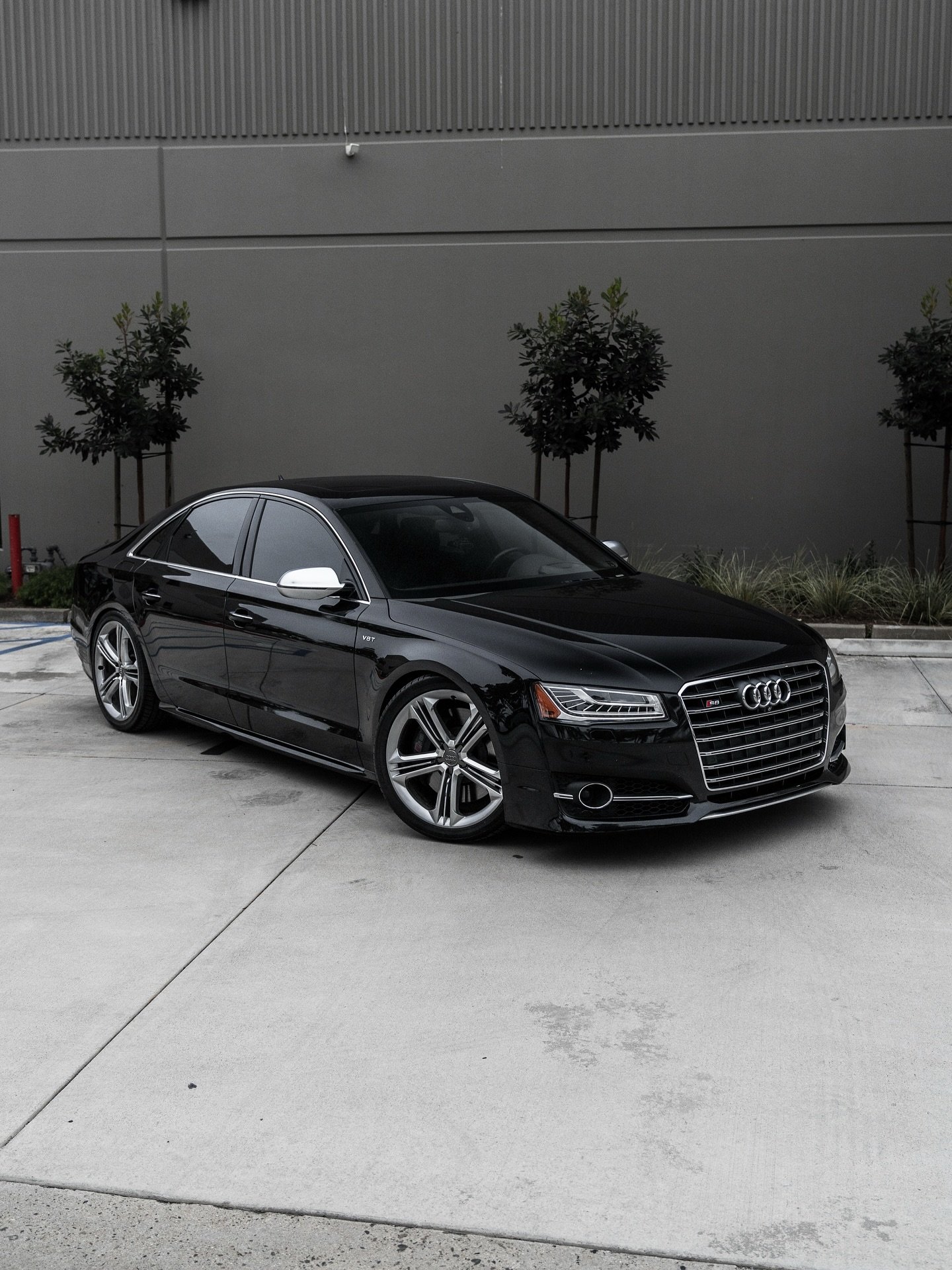 Jason Stathem Transporter Vibes 

Freshly in &mdash; 2015 Audi S8 
Clean Title // 72,XXX miles 
Serviced at @benzworks 
2+2 Seating // Loaded with Carbon 
Diamond Stitching Interior 

SOLD

Inquire with us at 
📲949.550.8087 
📧hello@ateliermotors.co