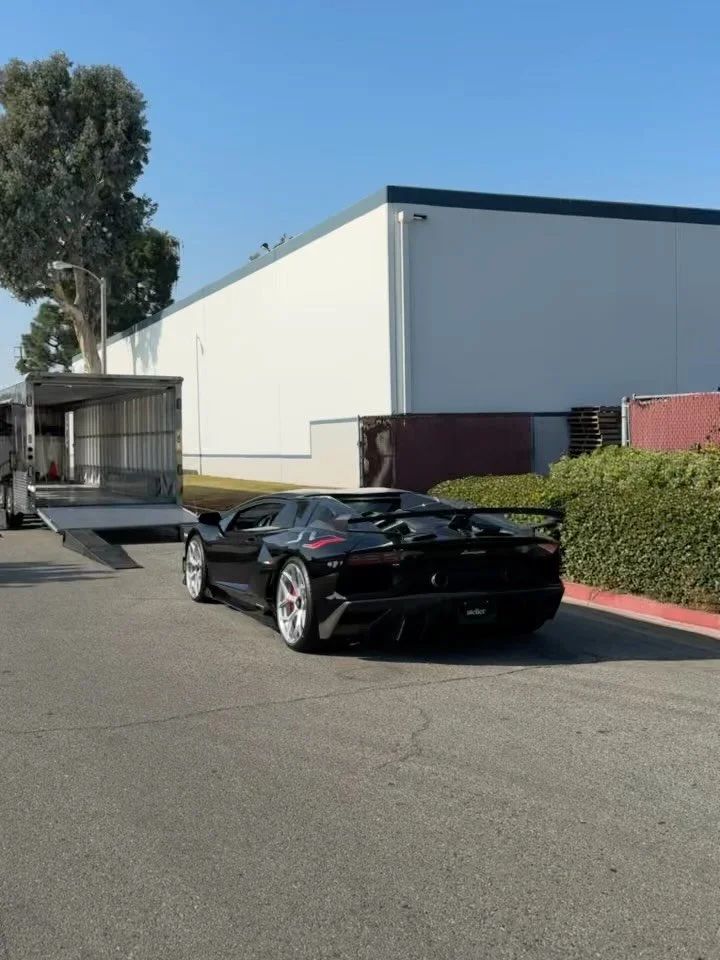 California ➡️ Nevada 🌵 
Novitec Lamborghini SVJ Roadster 🏎️

#ateliertransport #ateliermotorsportoc #lamborghini #svj #lamborghinisvjroadster