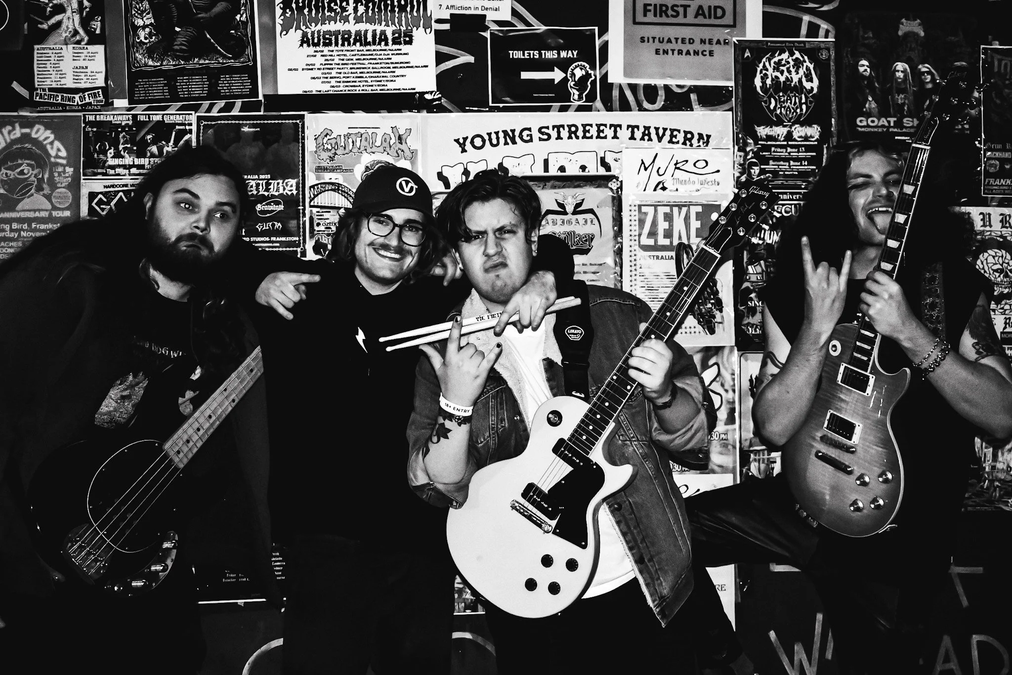 KNIGHT RIDER - launch + PENALTY + PAPER ST