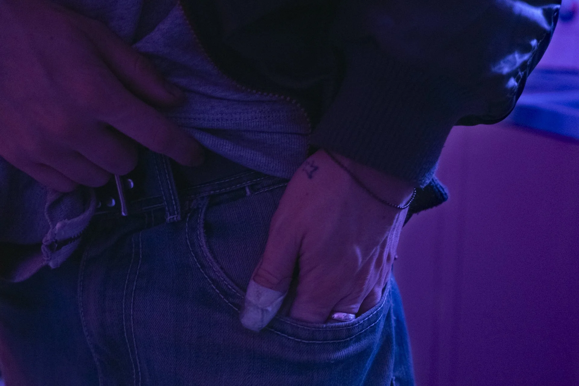 'TOO BIG FOR YOUR POCKETS' - FILM FUNDRAISER w/ MATILDA SUTHERLAND + POSTURES + JARROW