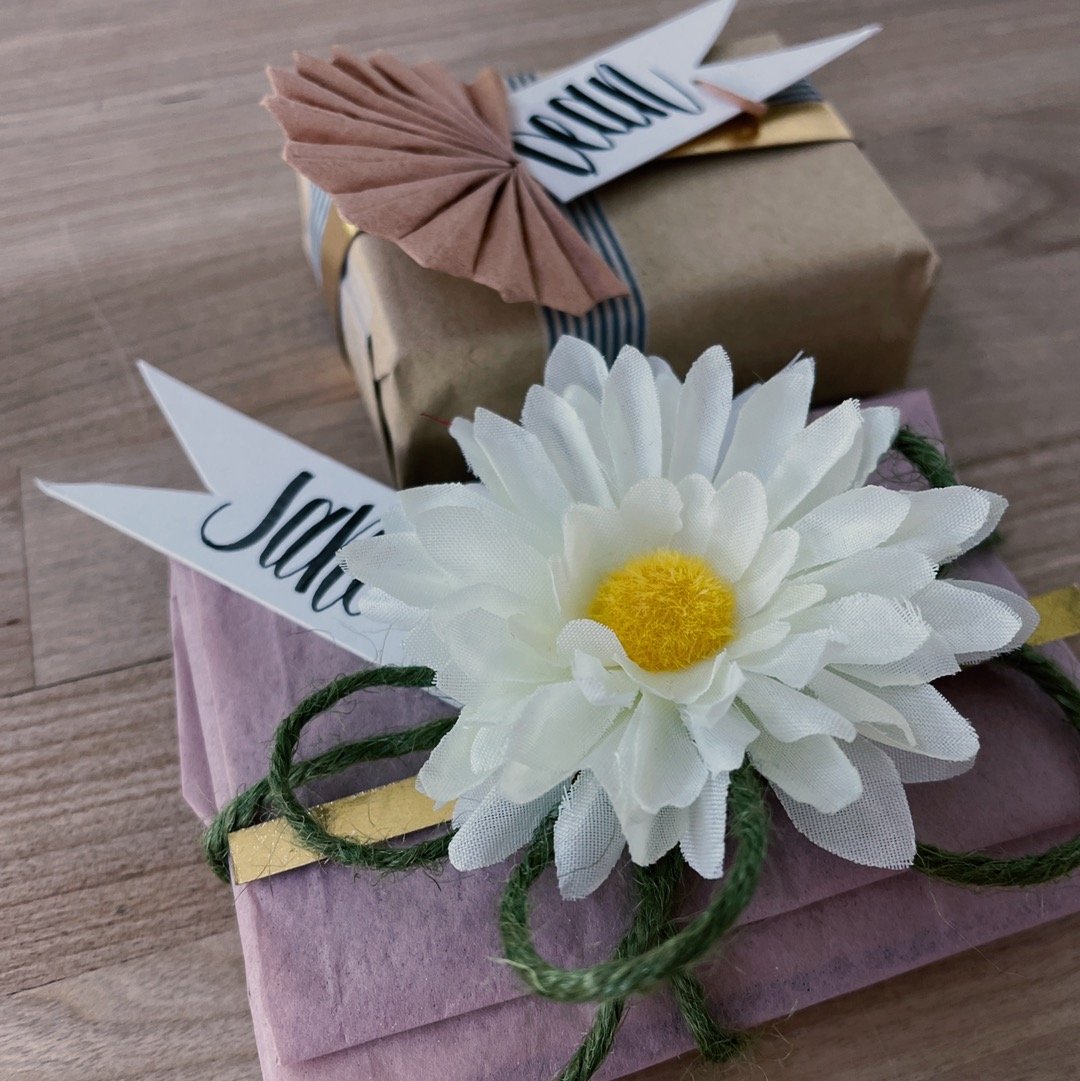 Gift Wrapping
