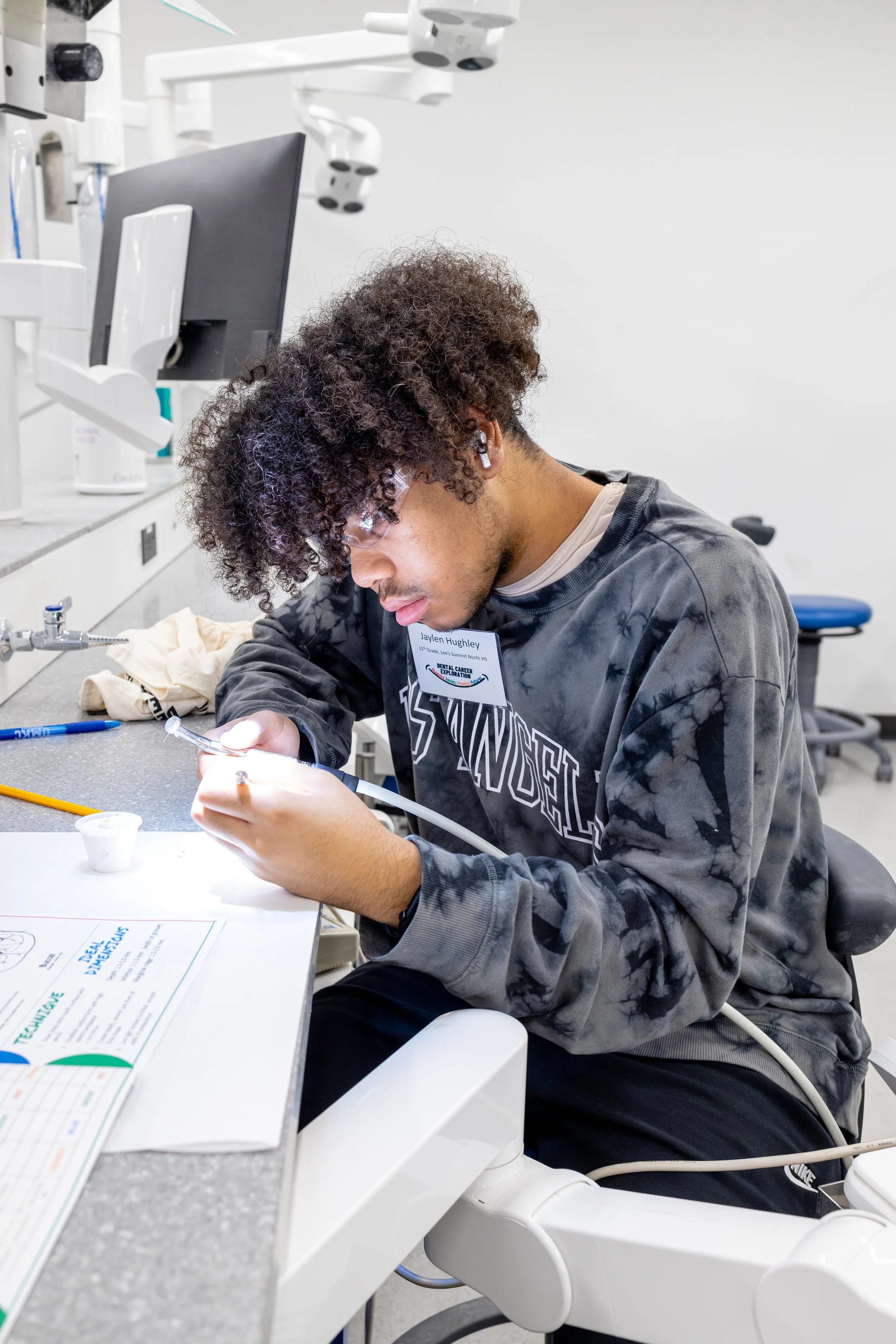 Dental Career Exploration-240764.jpg