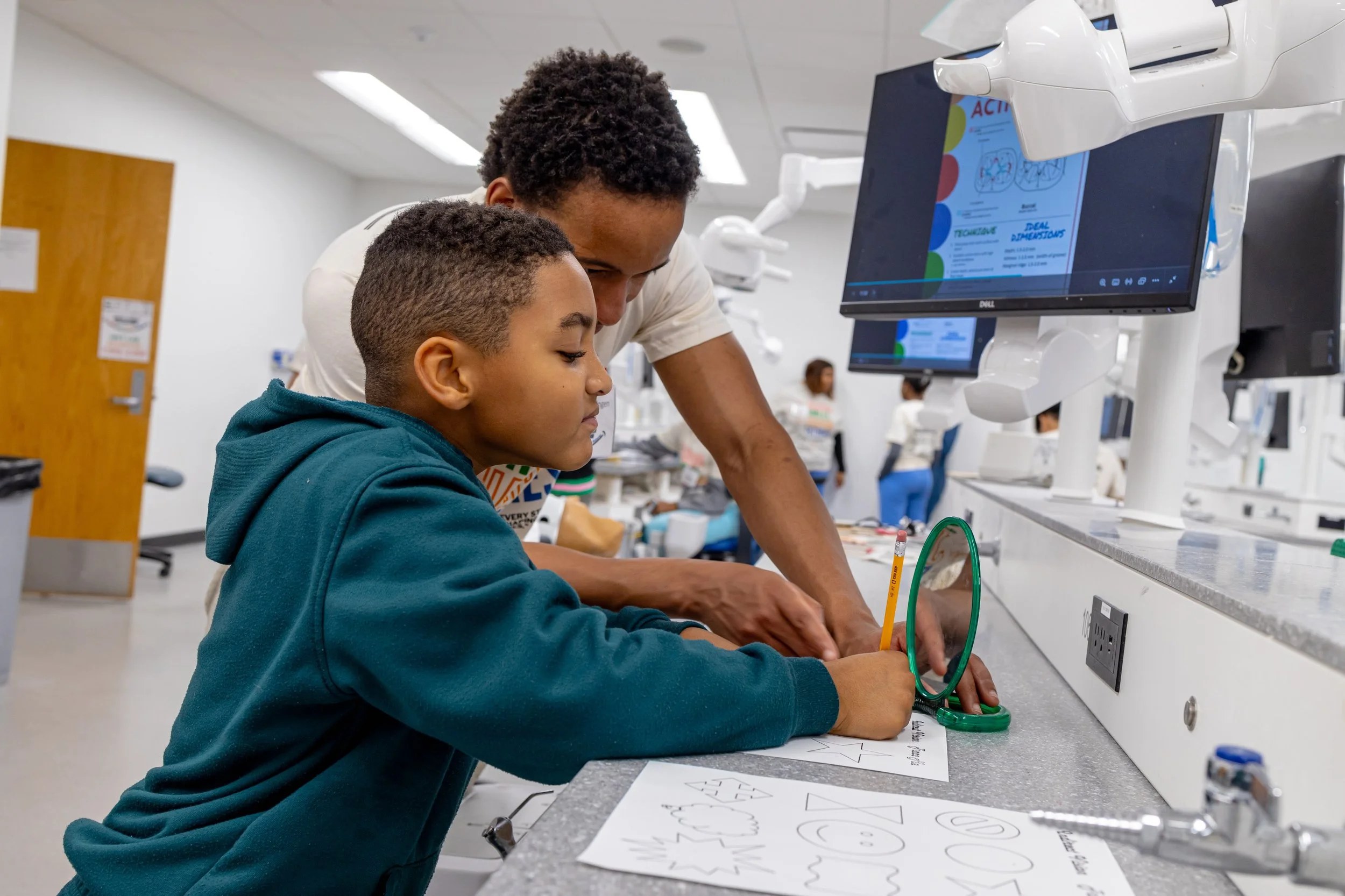 Dental Career Exploration-240988.jpg
