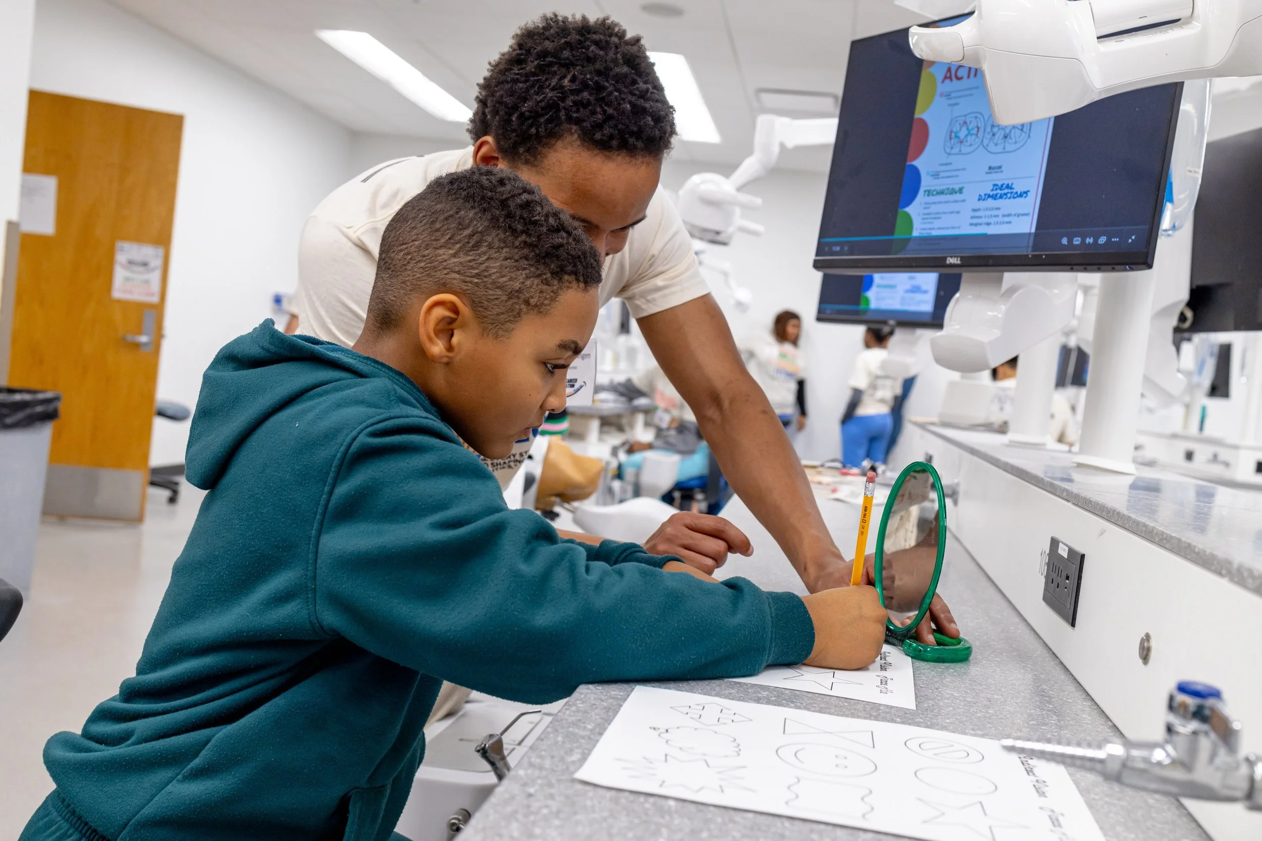 Dental Career Exploration-240987.jpg