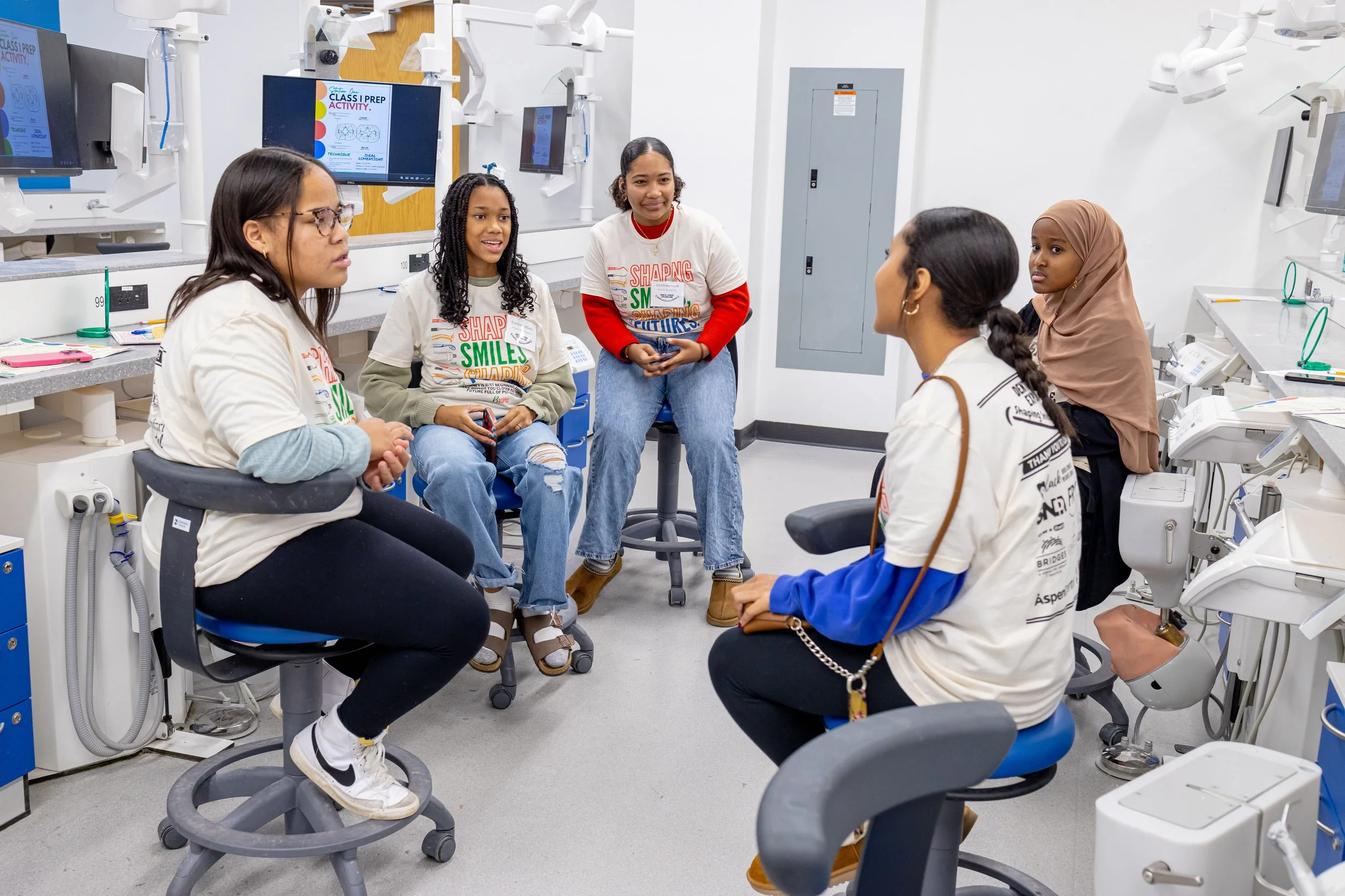 Dental Career Exploration-240994.jpg