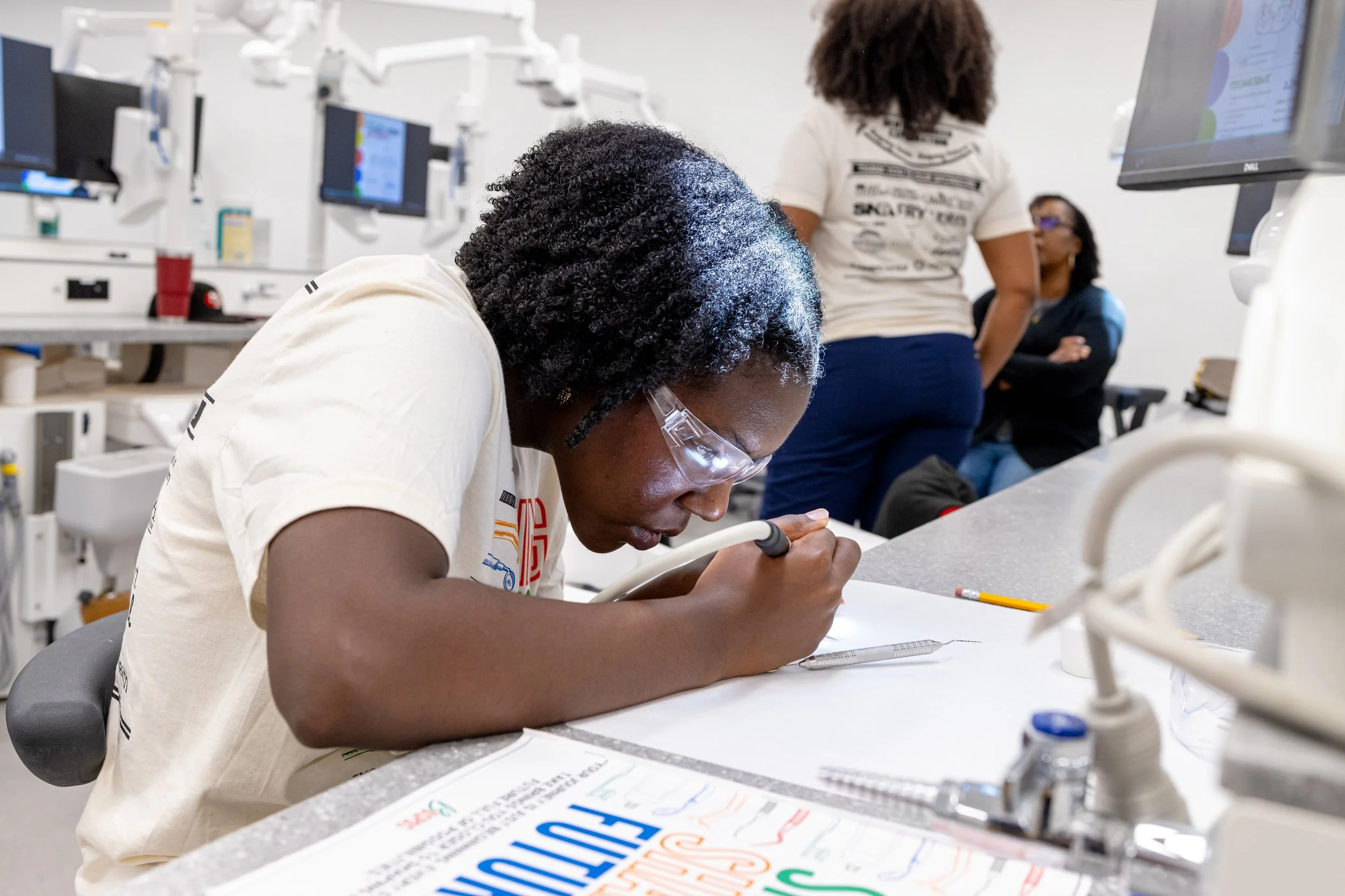 Dental Career Exploration-240969.jpg