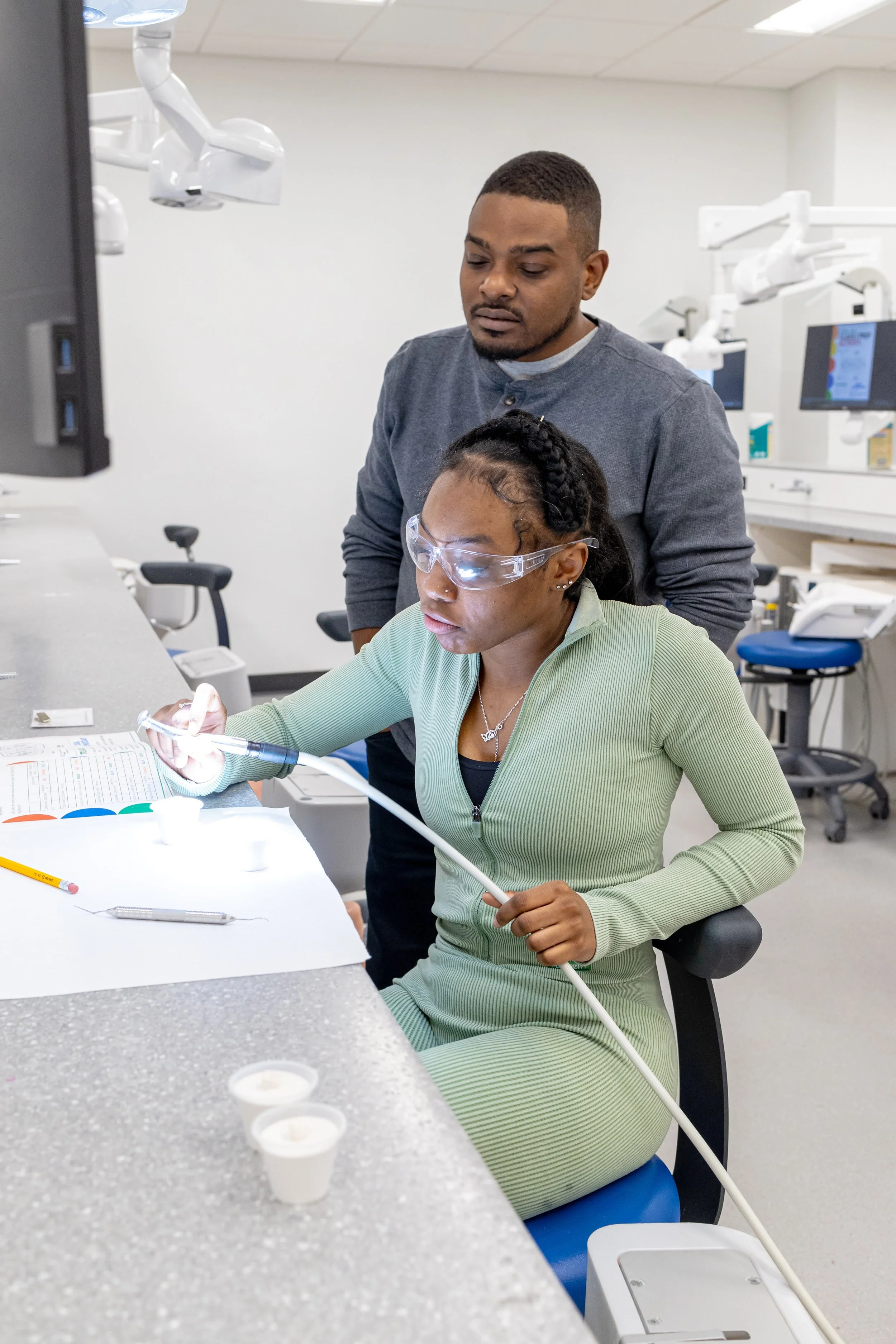 Dental Career Exploration-240892.jpg