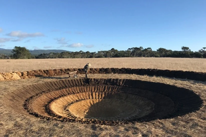 Jemila MacEwan, Human Meteorite, 2017. Land-art endurance performance