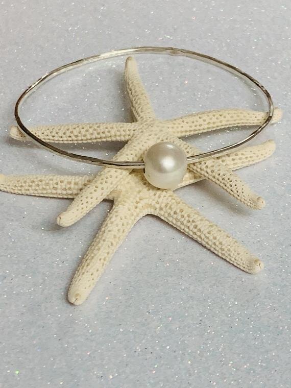 https://i.etsystatic.com/10434935/r/il/3f85eb/2404042489/il_570xN.2404042489_6oj7.jpg