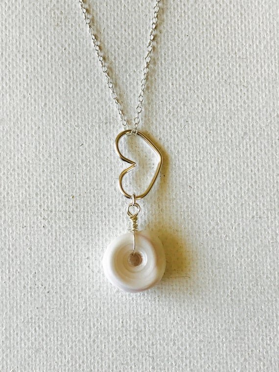 https://i.etsystatic.com/10434935/r/il/51a33c/1340835751/il_570xN.1340835751_bibb.jpg