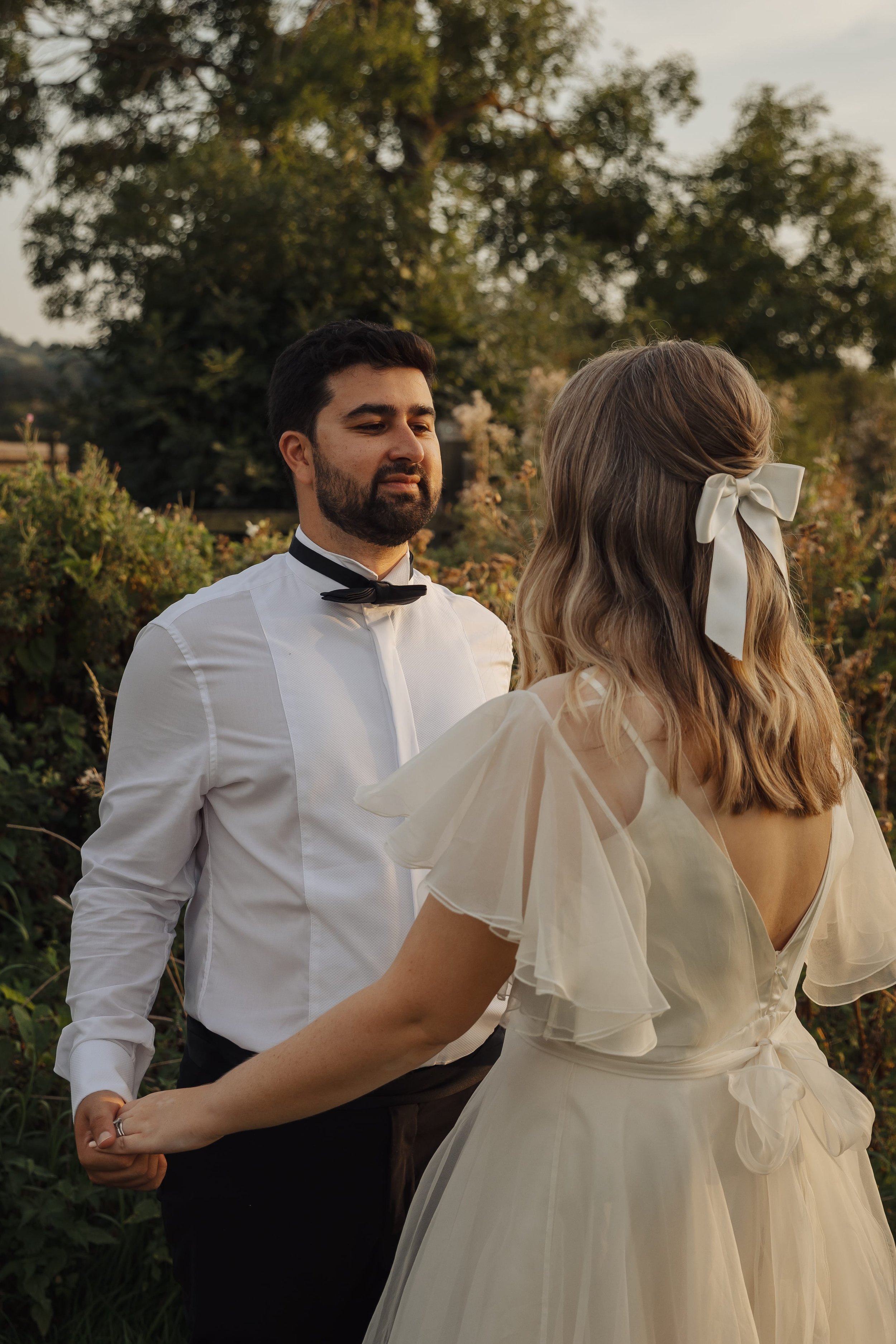 Cotswolds wedding, photography by India Hobson