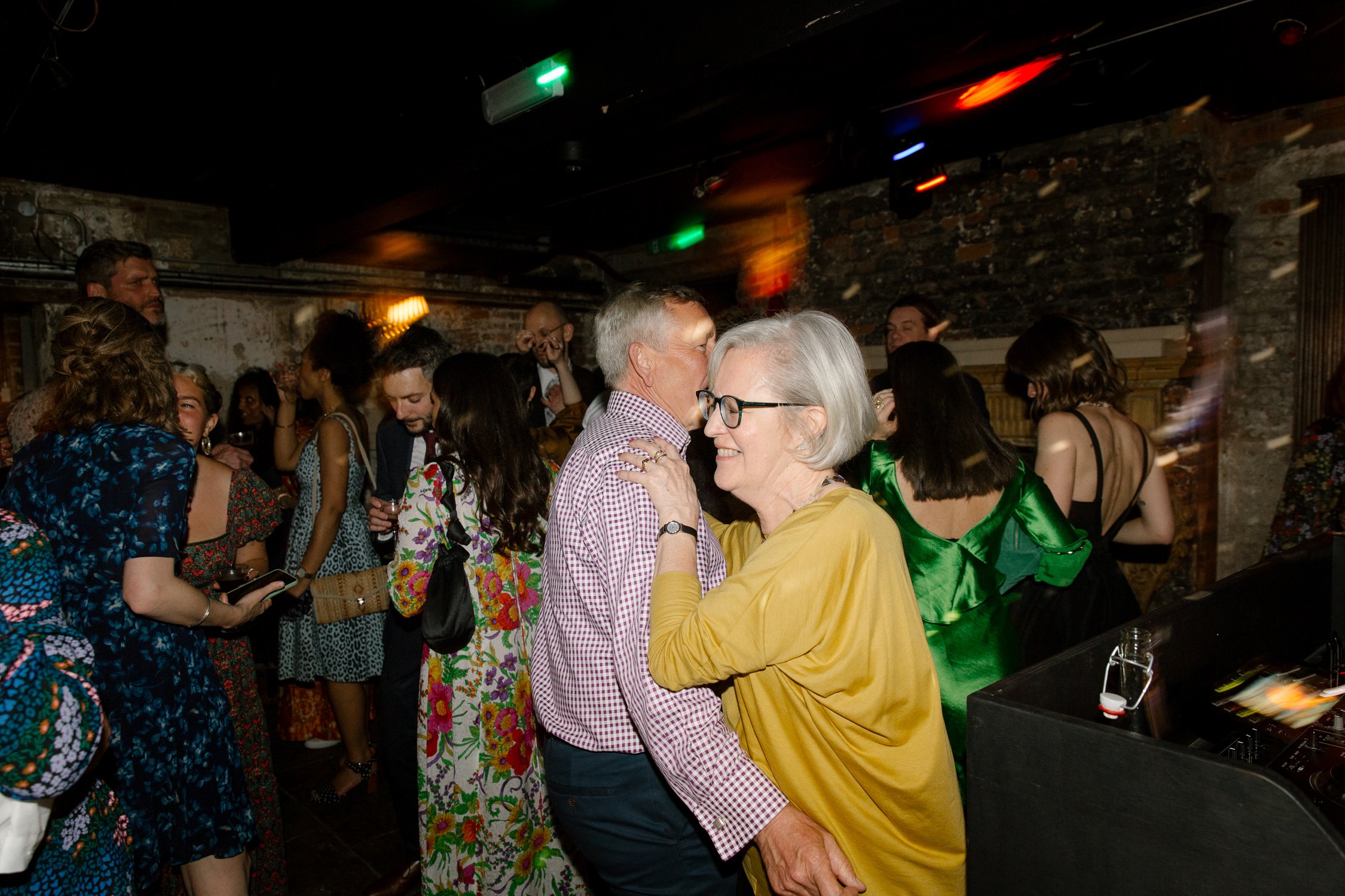 Alice&Matt_IndiaHobsonWeddings