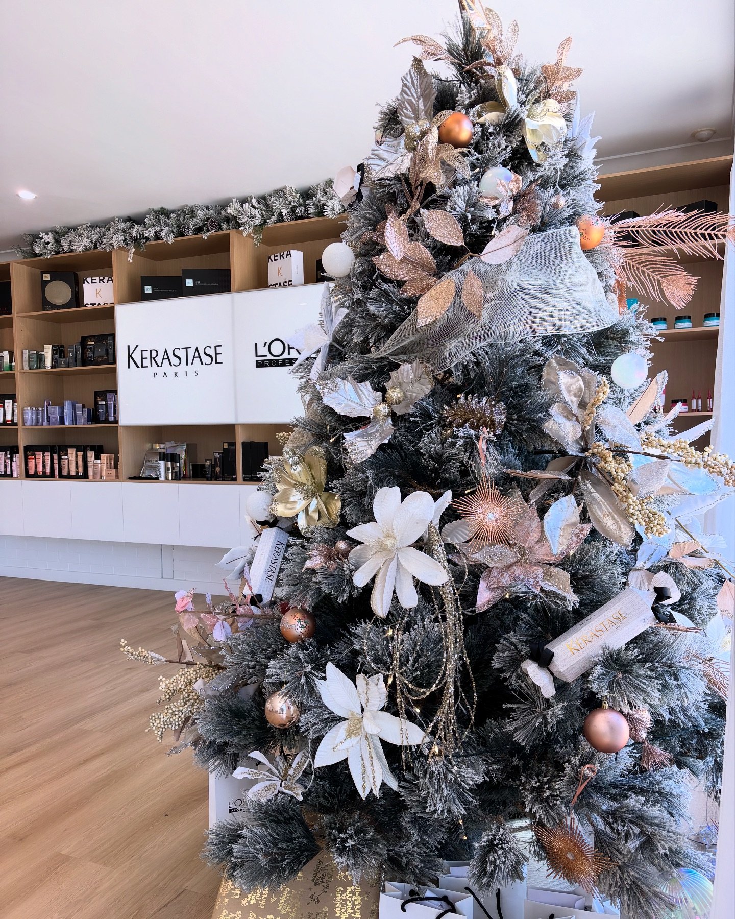 🎄Annual Christmas Toy Drive 🎄

We are kindly accepting donations for the kids at Sutherland hospital this Christmas 🎅 
All donations for ages baby - teen are greatly appreciated and do need to be brand new and unwrapped 🎁

We are collecting toys 