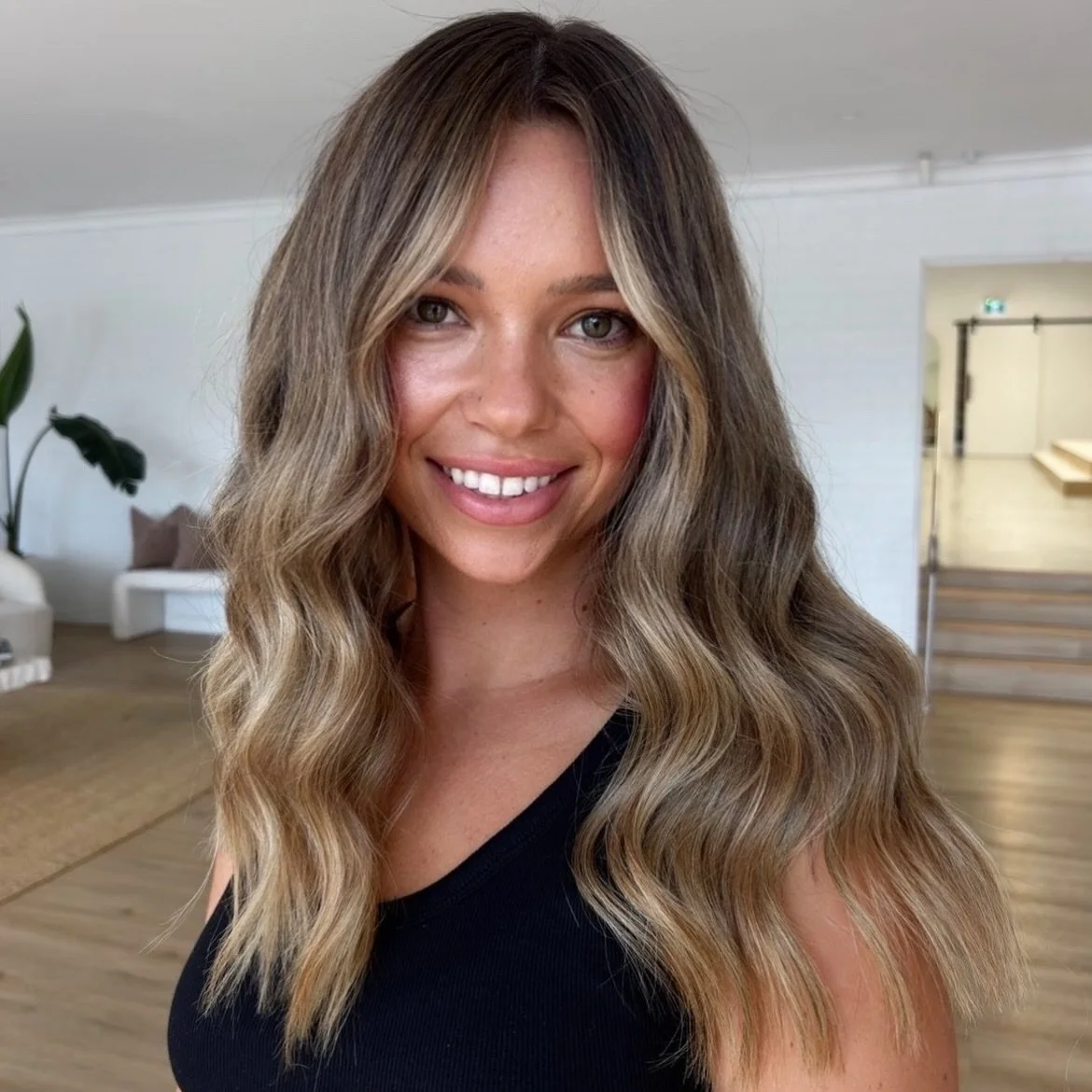 TIME TO ELEVATE YOUR COLOUR 🫶

Upgrade to Lived In Luxe!
Designed to last longer, Grow out softer, Look better between appointments

This is colour that works with your lifestyle.

For only $429 it includes your custom colour, bonder, tailored gloss