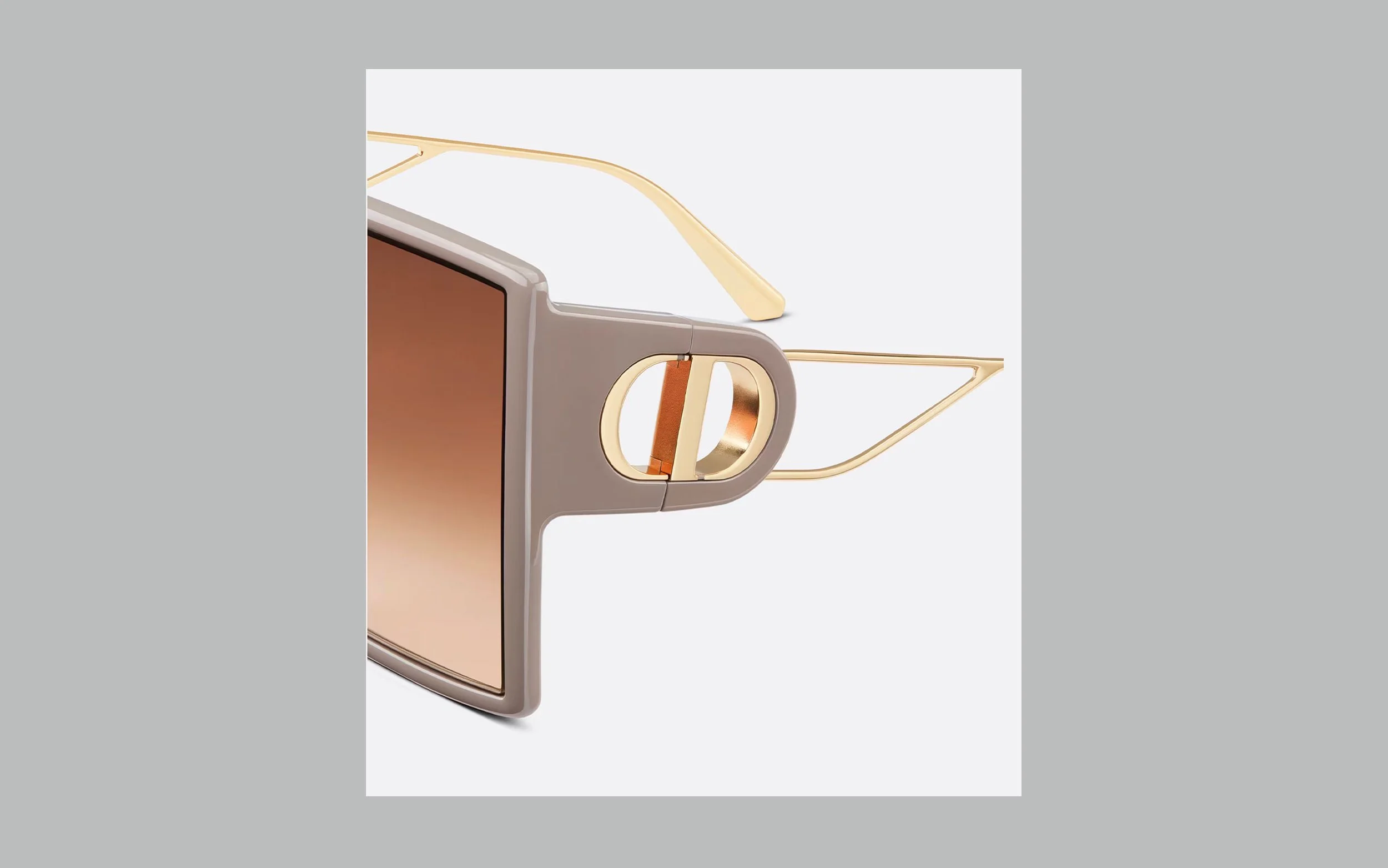 Dior-CD-logo-sunglasse.jpg