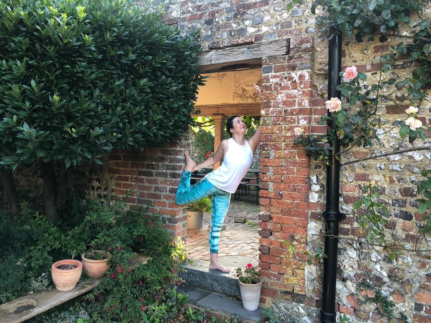 🌸🌿YOGA | BOLDMERE🌿🌸

Awaken that springtime energy with me this week &hellip;

✨MONDAY 6:45pm✨
 Yin Yoga
  Newman Centre, Boldmere

✨TUESDAY 9:30am✨
 Beginners &amp; Beyond
  Newman Centre, Boldmere

✨TUESDAY 12pm✨
 Gentle Yoga
  The Cancer Suppo