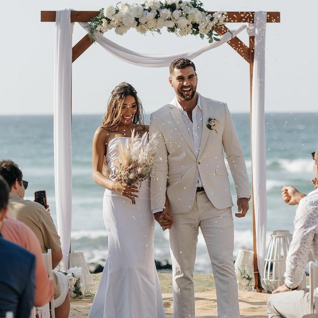 beach+ceremony+styling+package+gold+coast.jpg