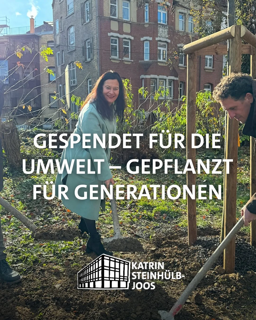 🎉Zum Jubil&auml;um &bdquo;50 Jahre Verband Garten-, Landschafts- und Sportplatzbau Baden-W&uuml;rttemberg e. V.&ldquo; wurden &uuml;ber 50 B&auml;ume gepflanzt.

🌱Ich durfte den letzten Baum der Aktion pflanzen. Eine robuste Winterlinde, welche dur