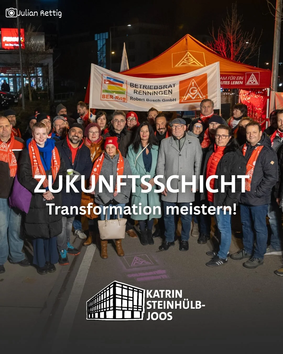 👉Anl&auml;sslich des geplanten Stellenabbauprogramms bei Bosch haben die Besch&auml;ftigten und Vertreter*innen der IG Metall vor dem Feuerbacher Standort eine &ldquo;Zukunftsschicht&rdquo; eingelegt. Auch die Presse war vor Ort und lud zum Gespr&au