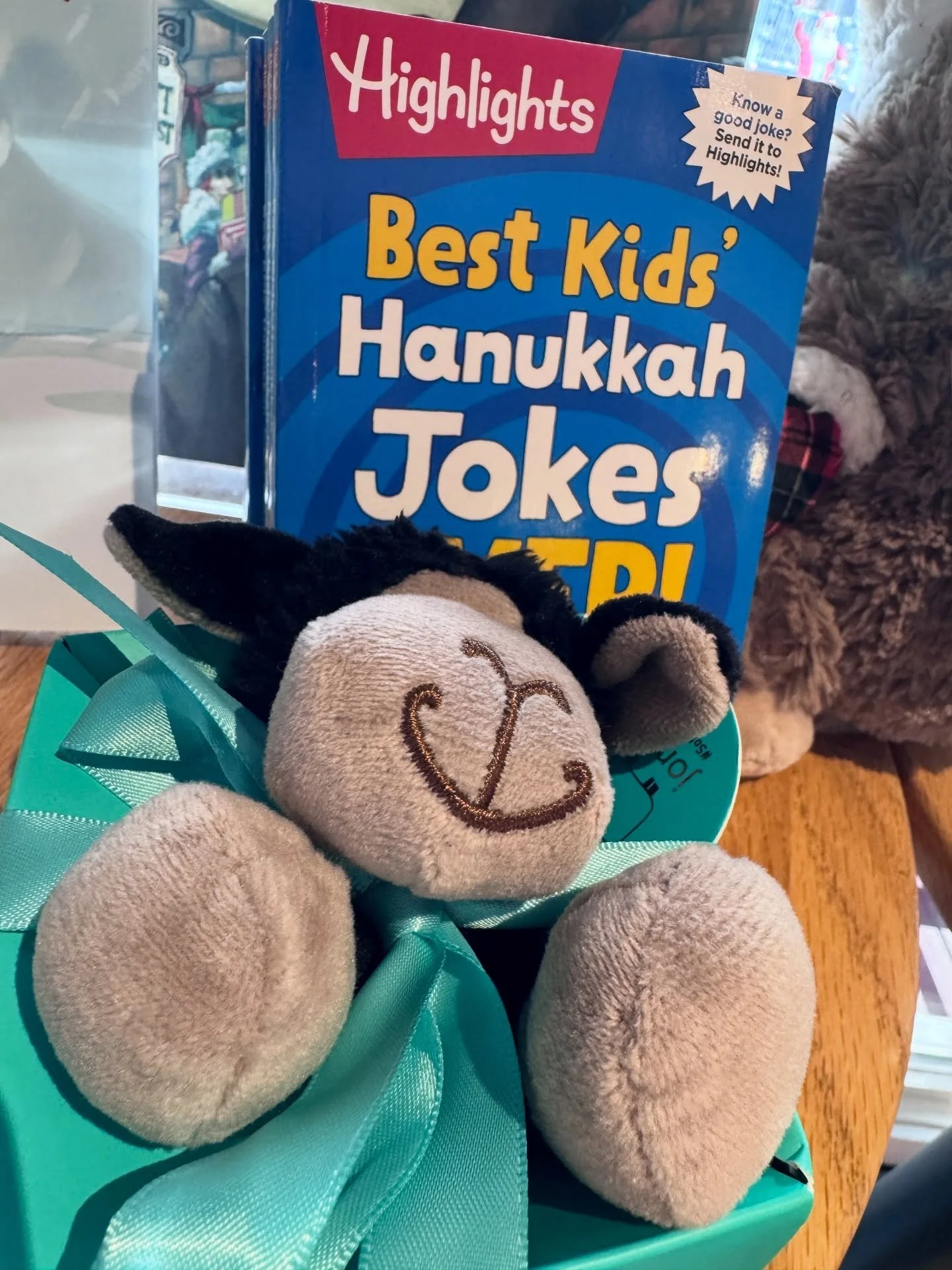 Ready for Sunday? We&rsquo;ve got some super cute gift items for you if not. Pop on over. #holiday #hanukkah #sunday #gifts #katonah #bookstore @katonahdaily