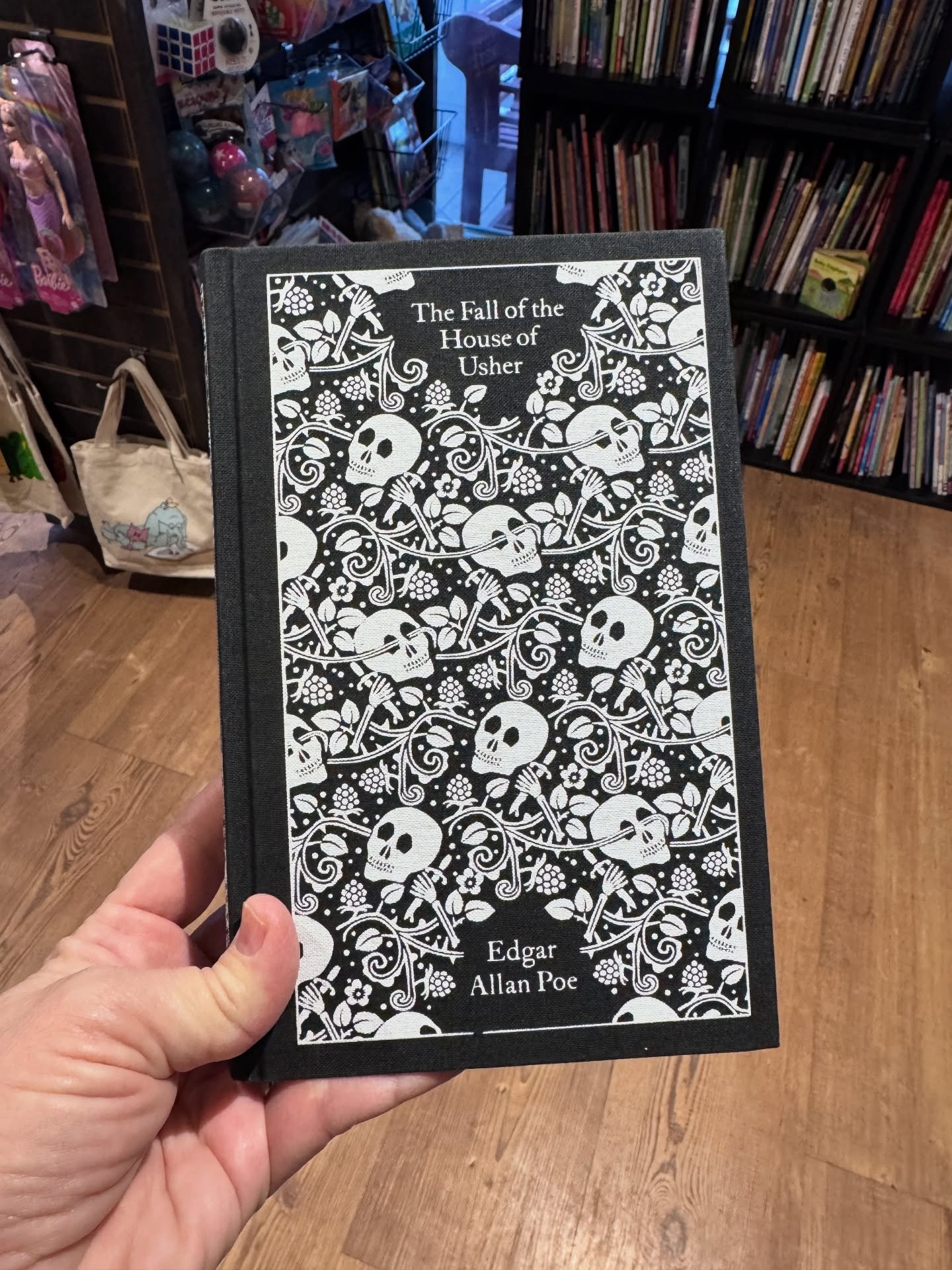 I was reminded recently by a local author that January is International Gothic Reading Month! Grab a Gothic read and settle in for a good story.  @paula_cappa thanks for the heads up!