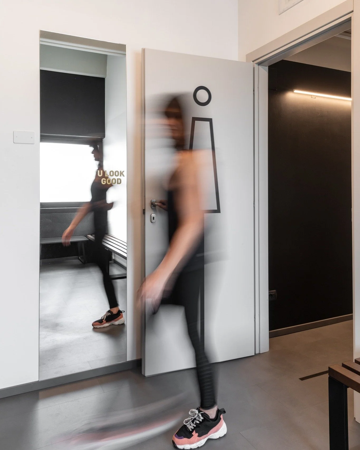 Anche se una nuova frenetica settimana ha inizio, non dimenticarti di mettere tutto in pausa e dedicare il giusto tempo a te stesso.⏸