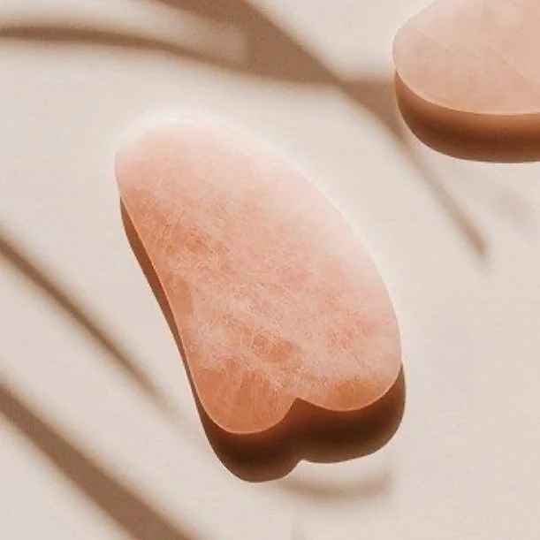 Do you Gua Sha? Use a rejuvenating crystal to wake up and soothe skin.  Lymphatic drainage, lift, plump and sculpt!! Reduce the appearance of fine lines and wrinkles. #guasha #guashafacial #selfcare