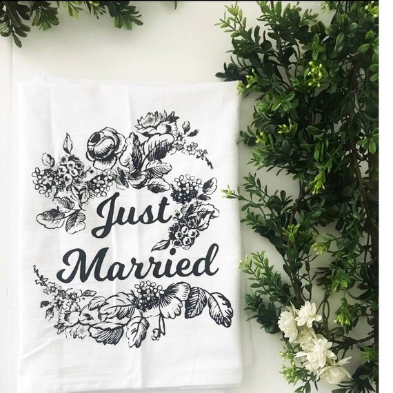 https://i.etsystatic.com/27560304/r/il/98d3df/3208808132/il_570xN.3208808132_85iq.jpg