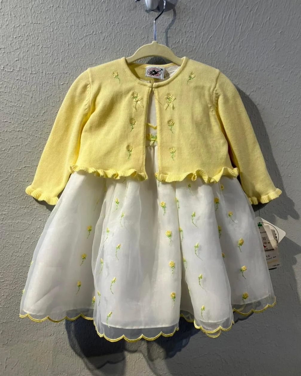 Easter is right around the corner! Come shop our great selection of new, resale and vintage spring dresses and outfits. Perfect for Easter or other spring occasions. 🌼🐰🌸🐣

#easter #easteroutfits #spring #vintage