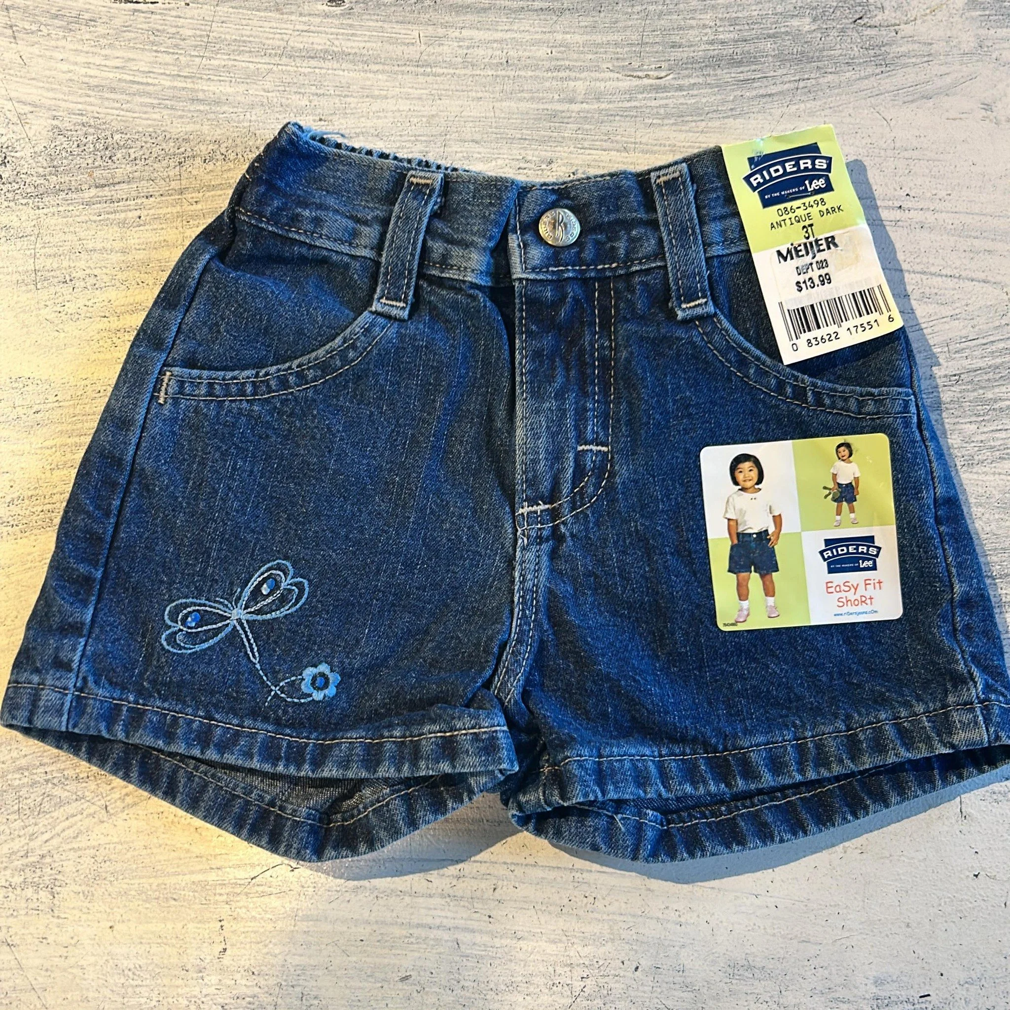 Look at these super old Riders shorts from Meijer!
Only $13.99 back then. What year do we think they're from?

I honestly don't know the answer, but maybe someone can crack the code from these tags? Tell
me your best guess!

#Throwback #MeijerFinds #