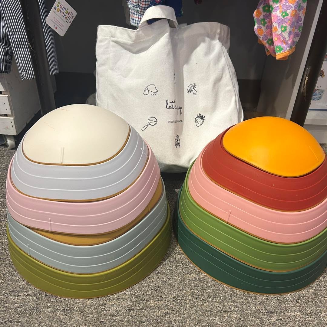 These Marlowe &amp; Co. stepping stones are one of our absolute bestsellers! While they usually retail for $46&mdash;which can be a stretch for many budgets&mdash;I&rsquo;m thrilled when we get them in used. This set is only $19.99 and looks so prist