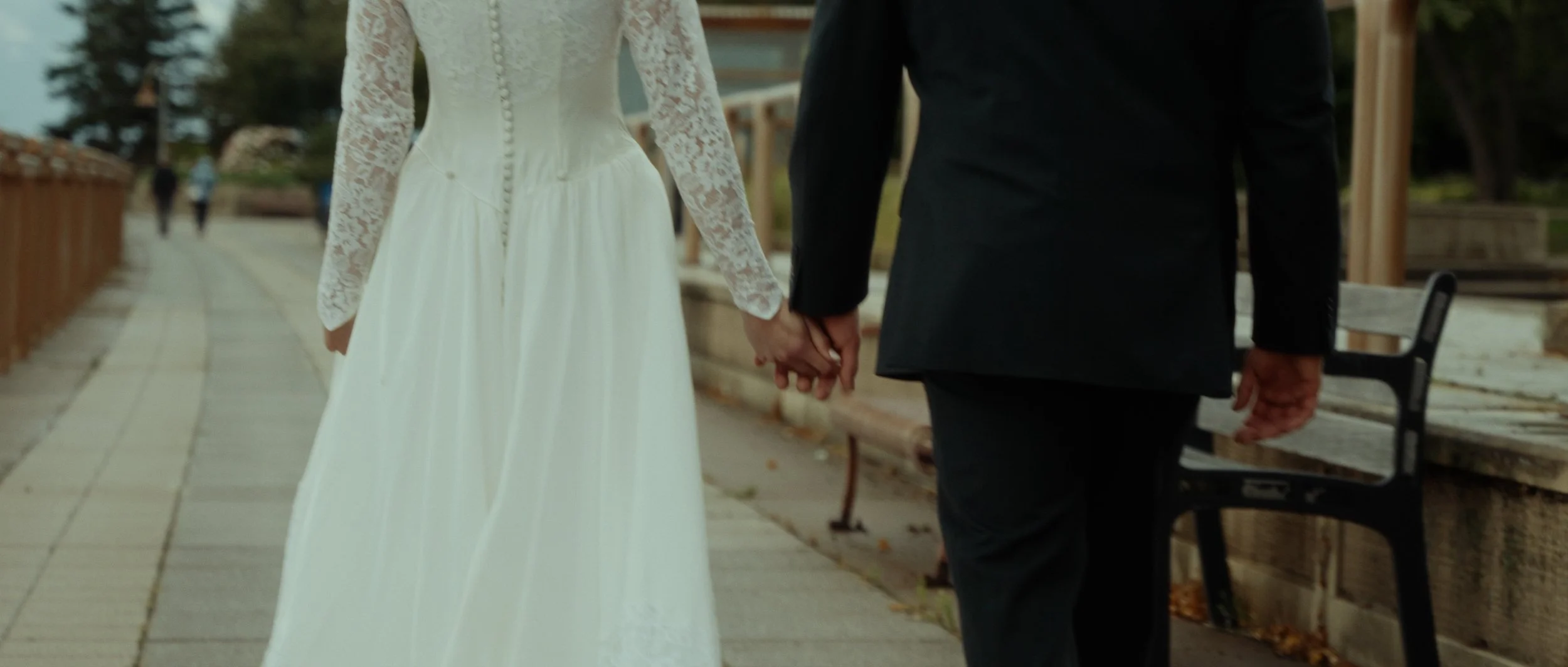 alissa-travis-duluth-wedding-video-still-04.jpg