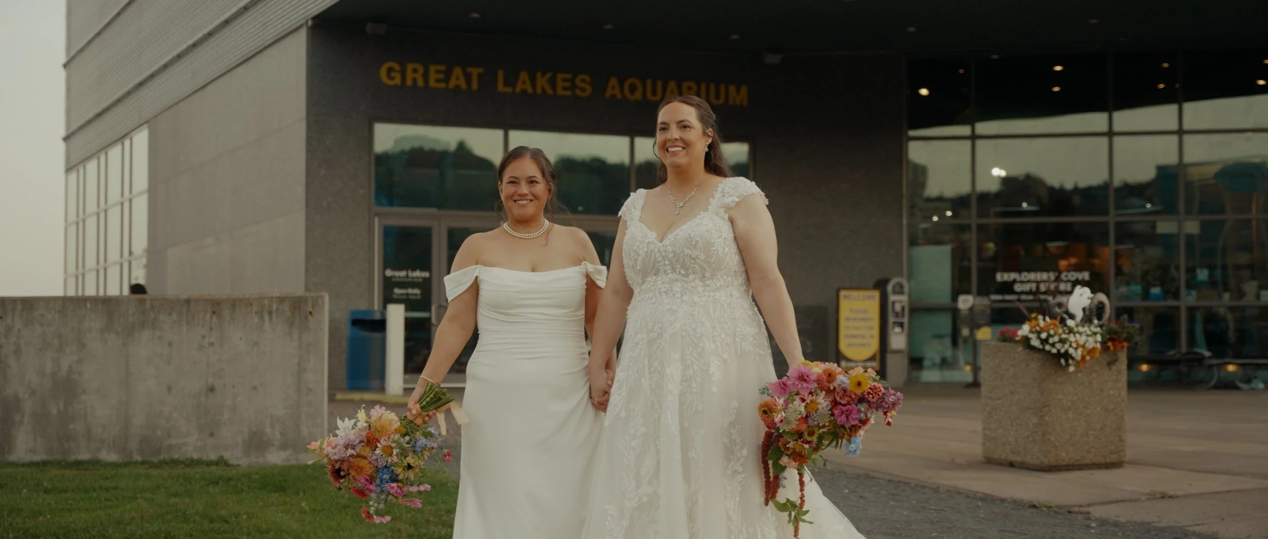 becky-bri-wedding-film-videography-duluth-minnesota-16.jpg