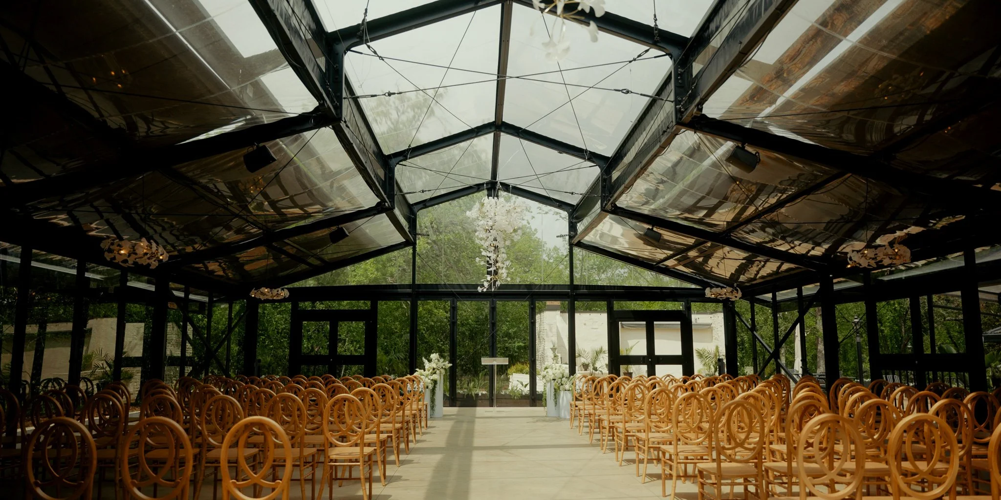 claire-matt-wedding-film-chaska-minnesota-bavaria-downs-woodland-glasshaus_16.jpg