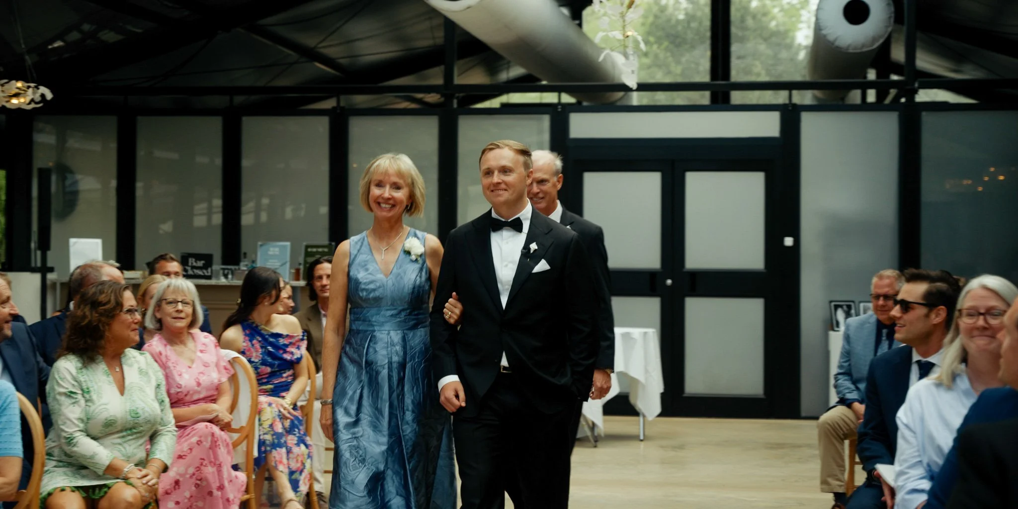 claire-matt-wedding-film-chaska-minnesota-bavaria-downs-woodland-glasshaus_17.jpg