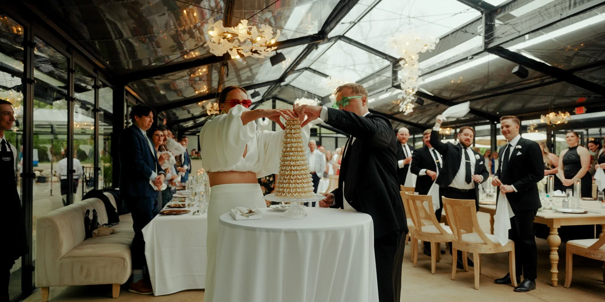 claire-matt-wedding-film-chaska-minnesota-bavaria-downs-woodland-glasshaus_28.jpg