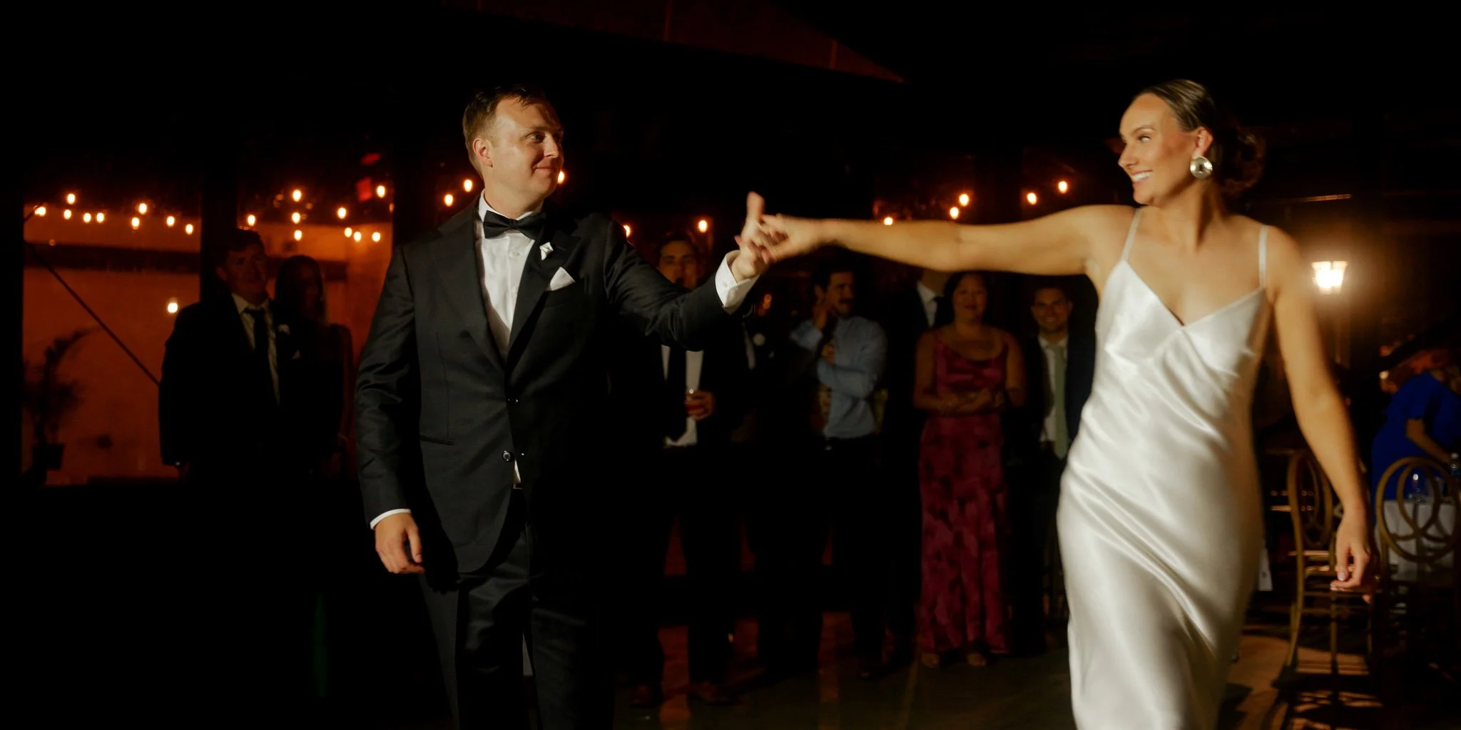 claire-matt-wedding-film-chaska-minnesota-bavaria-downs-woodland-glasshaus_30.jpg