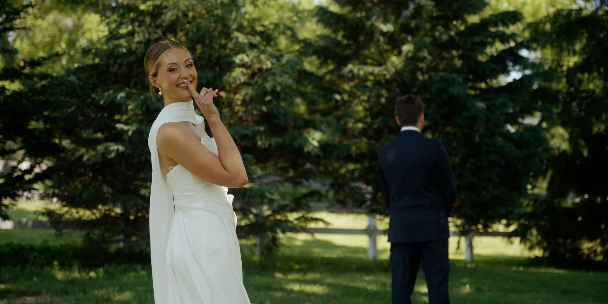 AZURE-WILLY-WEDDING-FILM-RIVER-FALLS-WISCONSIN-FORESTVILLE-VINES-11.jpg