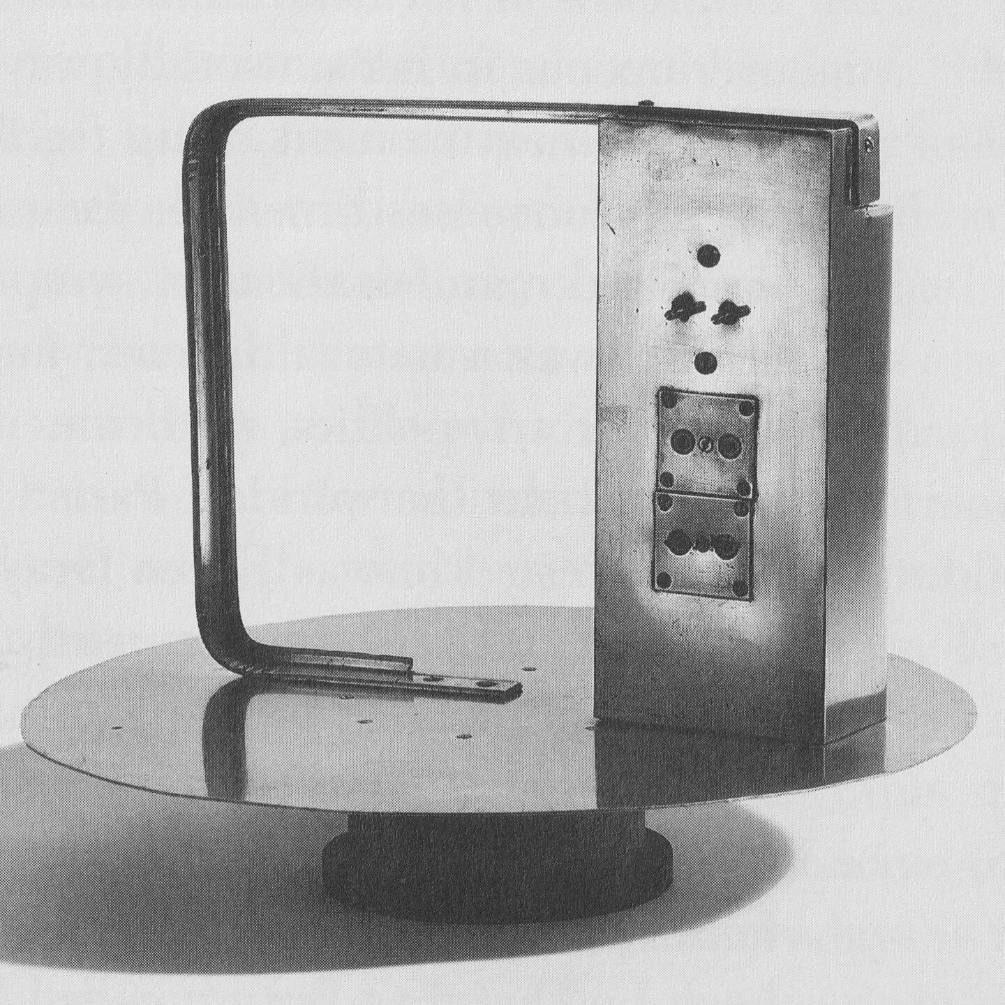 Junction box for multiple sockets, Eileen Gray.