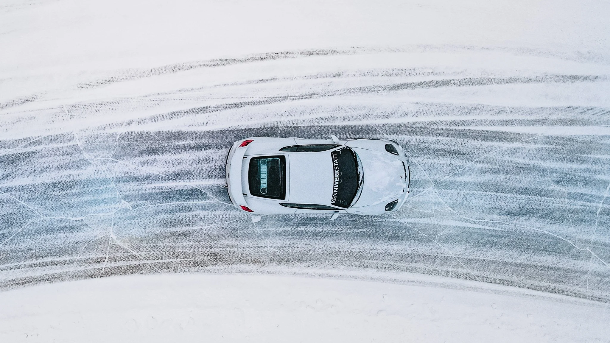 Porsche Lappland Schweden Ice Experience Kai Riemer Drohne