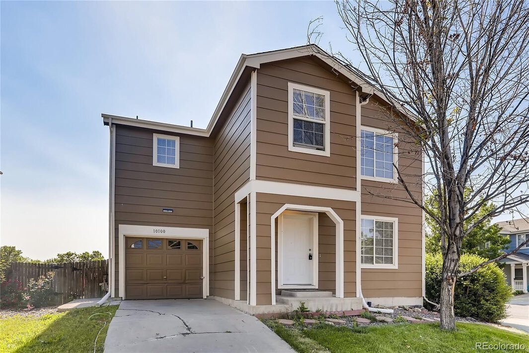 CLOSED🎉 This lovely couple allowed me to sell two homes for them over the last 3 months, so that they could move into their new build in Fort Lupton. Cheers to a new chapter and no more moving!