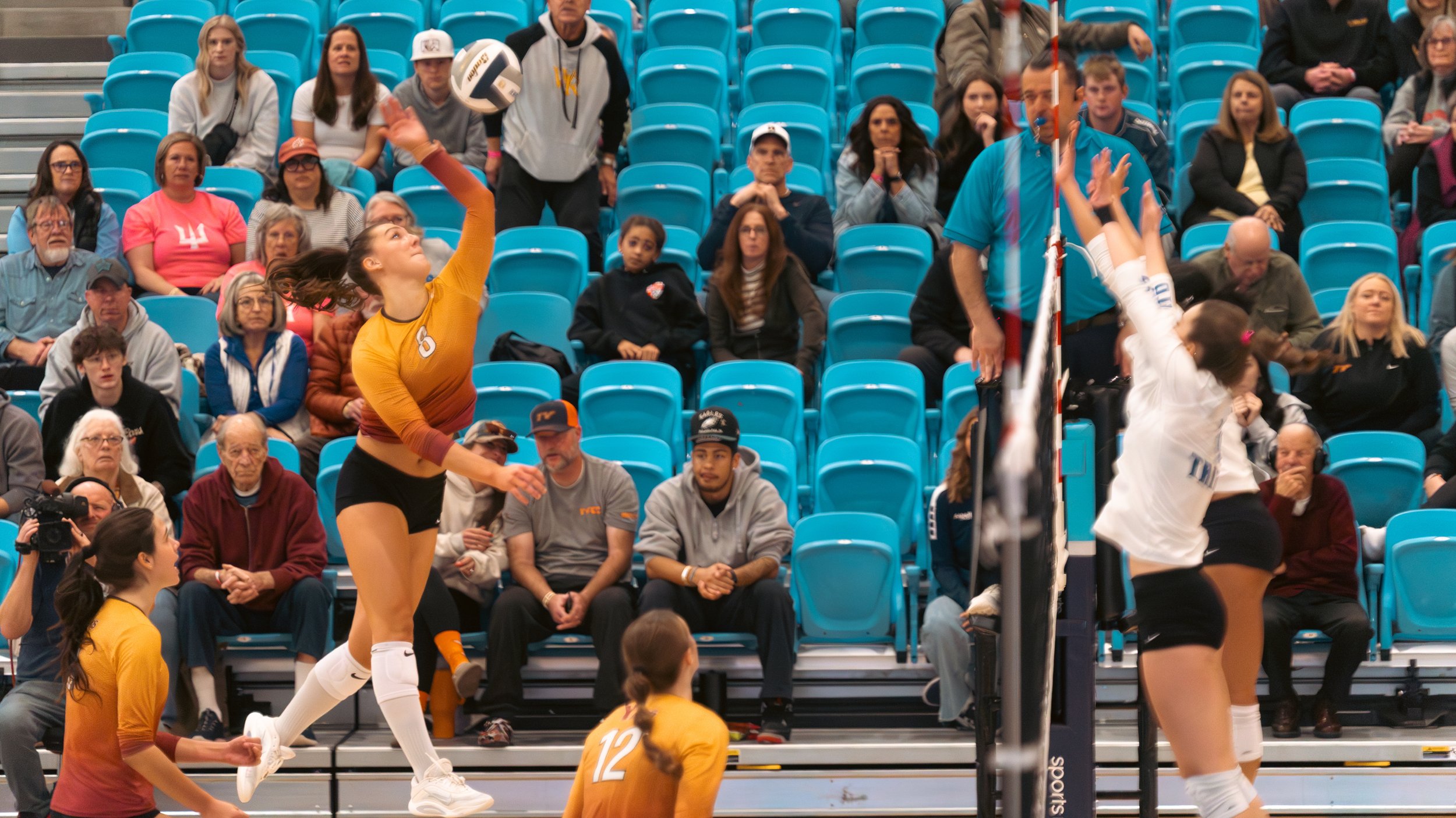 Brandon Mendoza-November 21, 2025_A736208.jpg